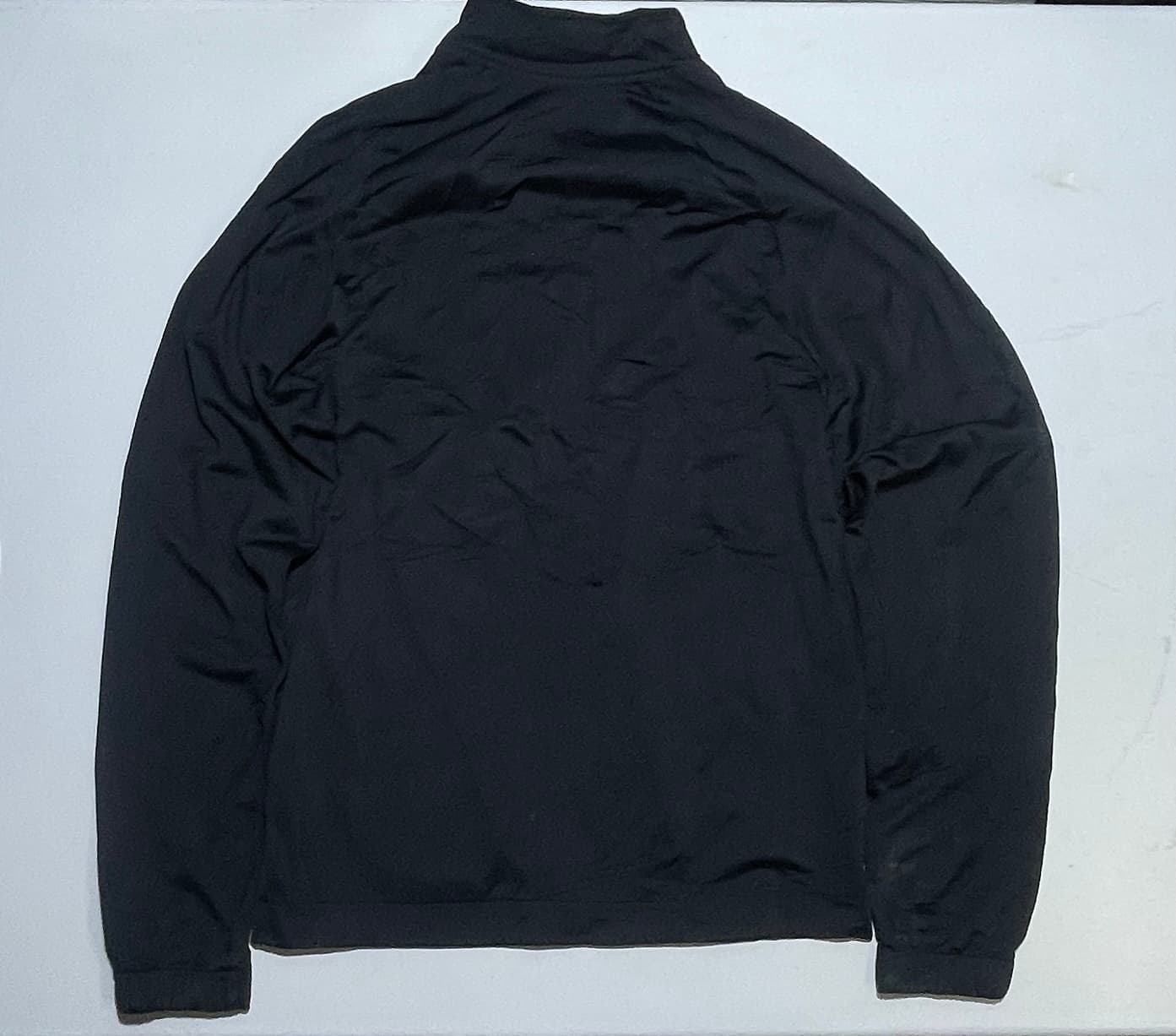 Nike thrift track jacket India detail view