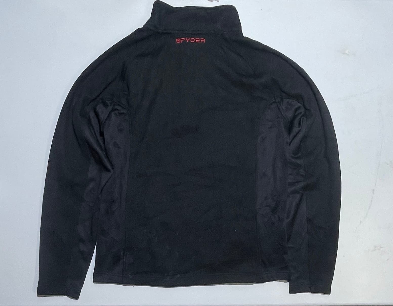 Branded thrift fleece jacket India close-up