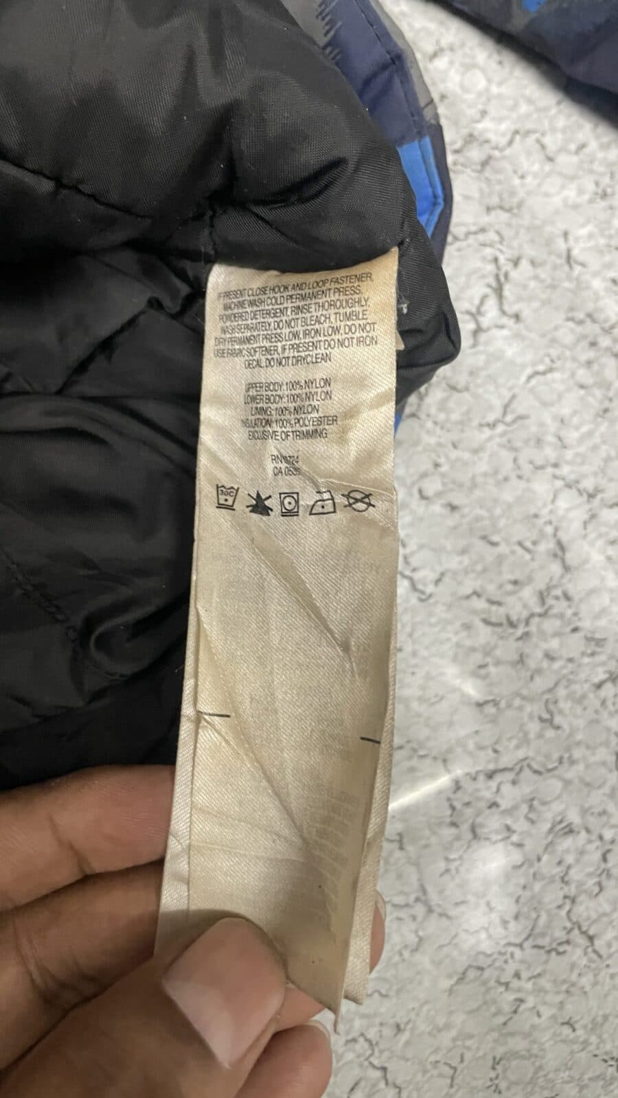 Columbia thrift winter jacket India close-up