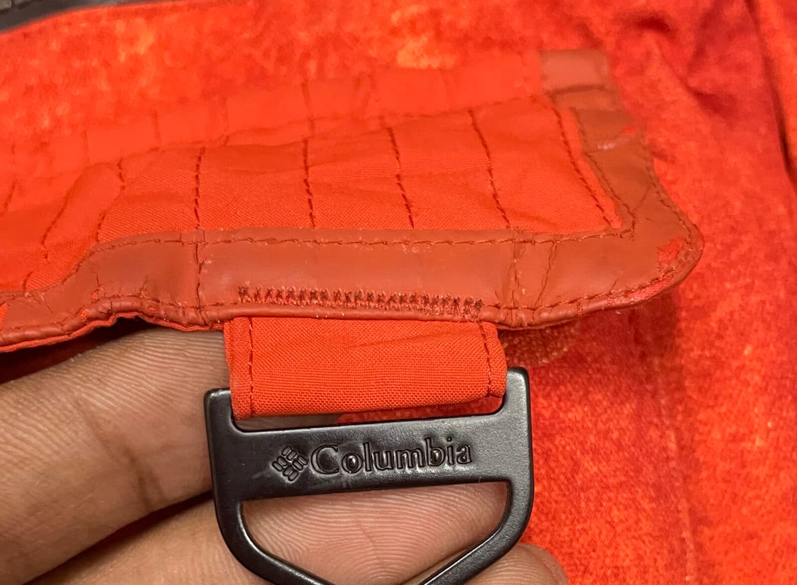 Columbia Omni-Tech thrift jacket India close-up