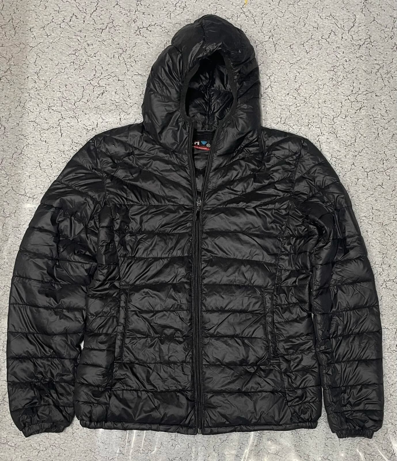Branded thrift puffer jacket India