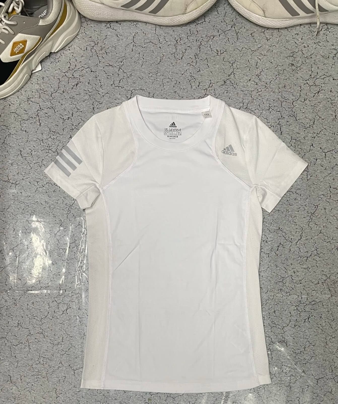 Adidas thrift t-shirt India