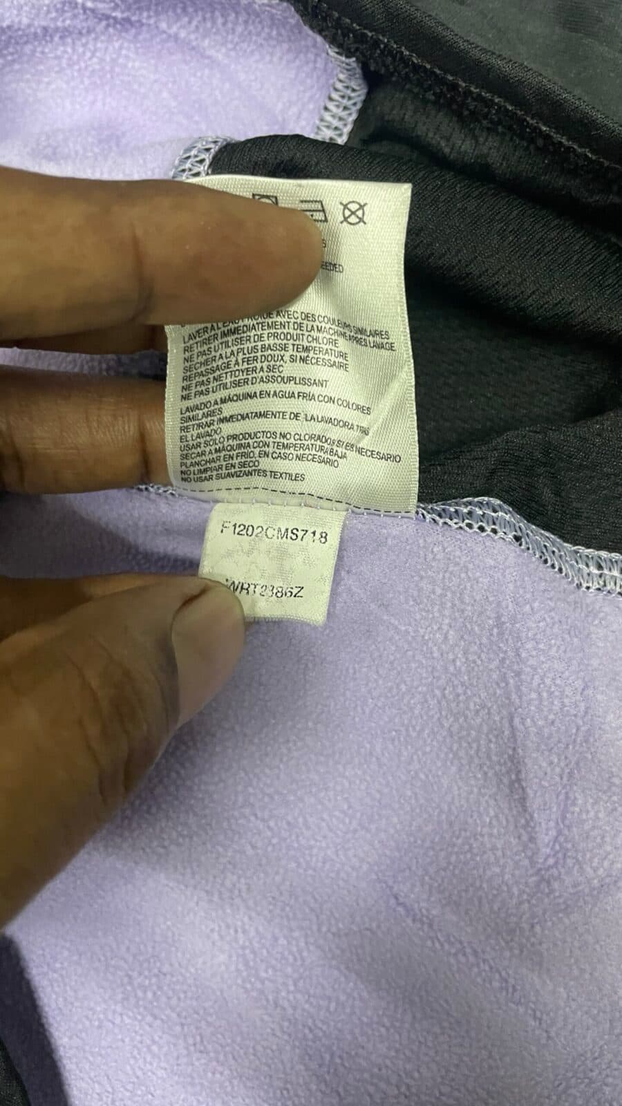 New Balance thrift t-shirt India close-up