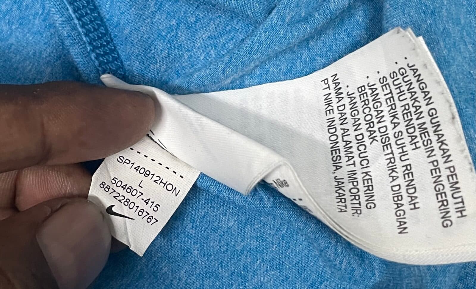 Nike Dri-FIT thrift t-shirt India close-up