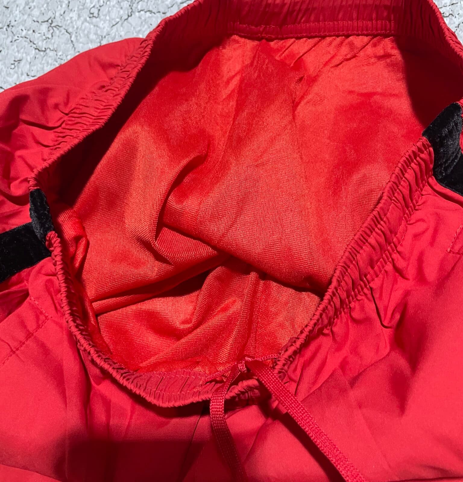 Fila thrift windbreaker jacket India detail view