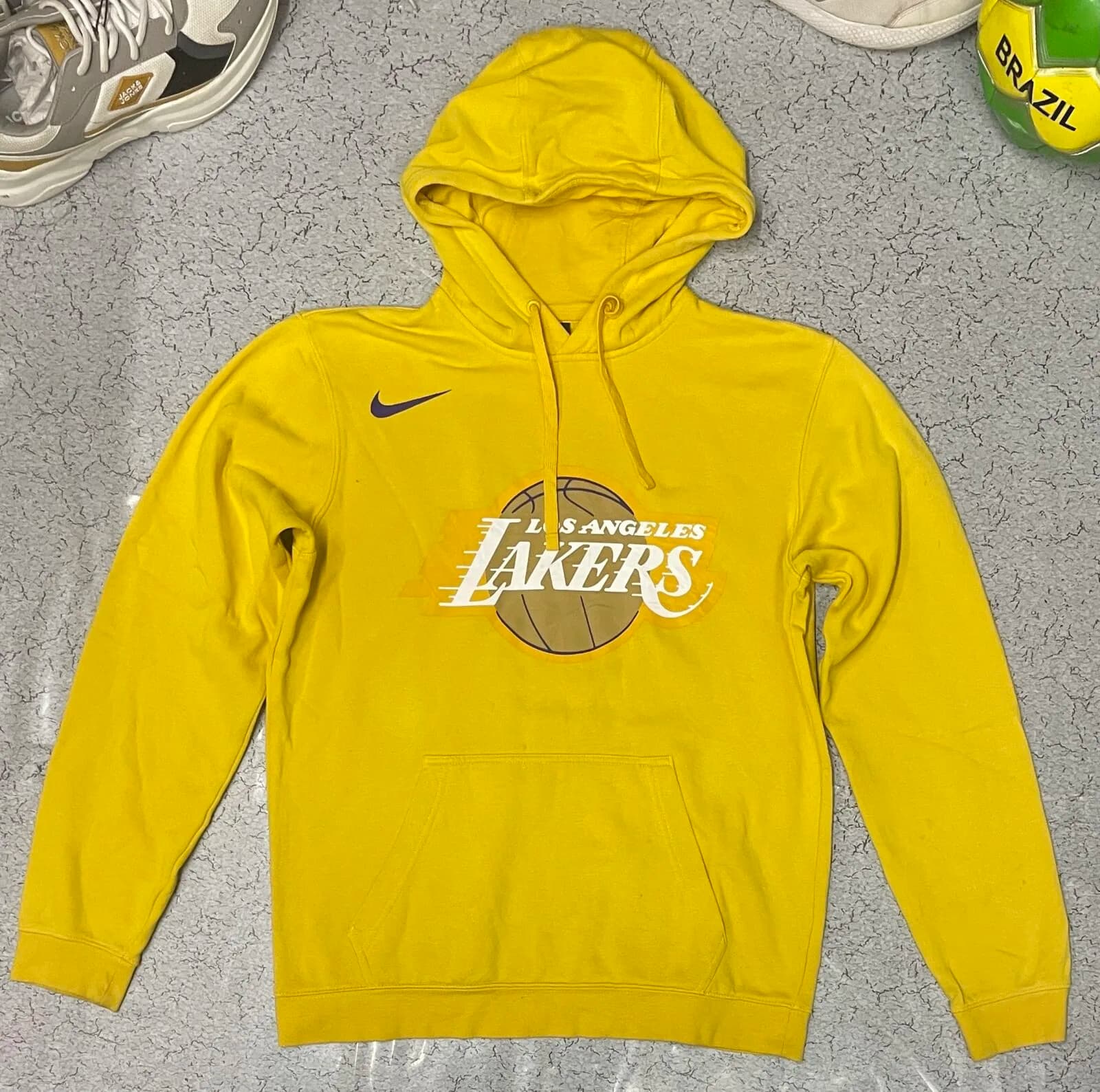 Nike NBA Los Angeles Lakers Pullover Hoodie M (Yellow)