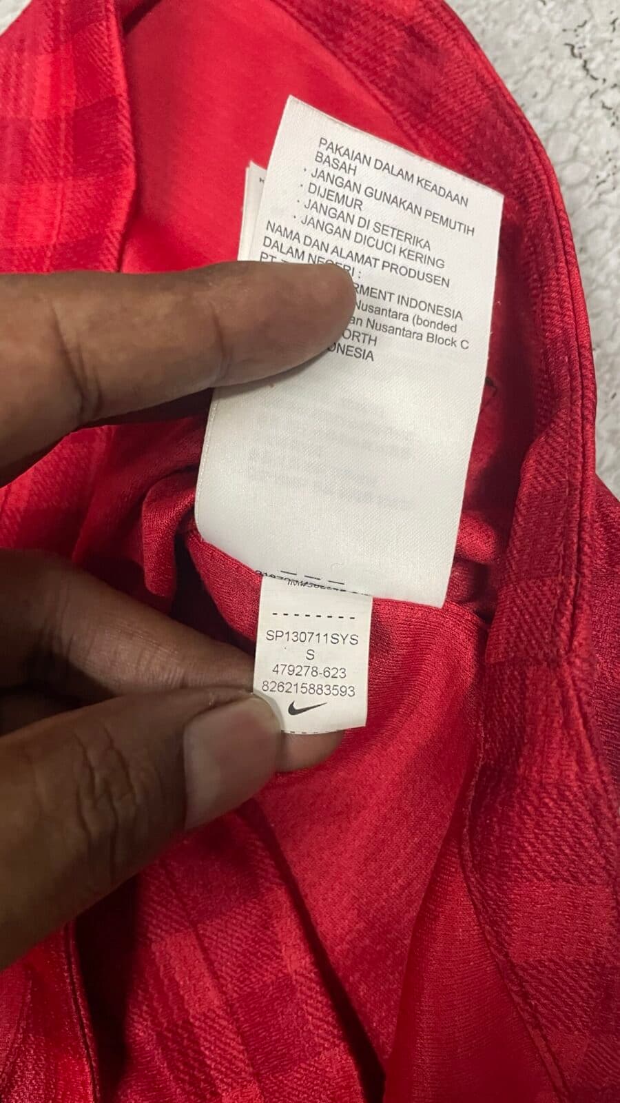 Nike thrift jersey India close-up