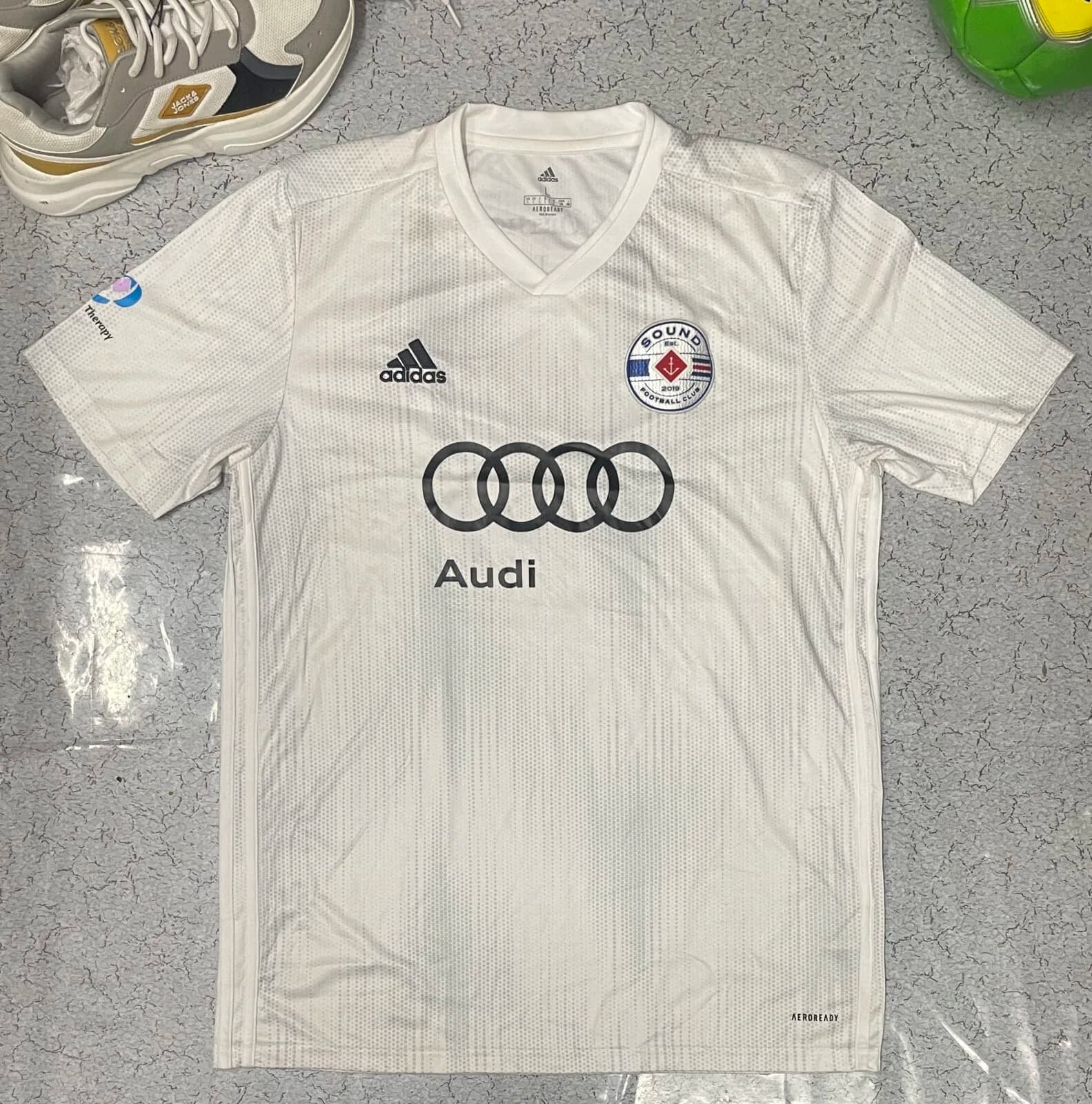 Adidas thrift jersey India