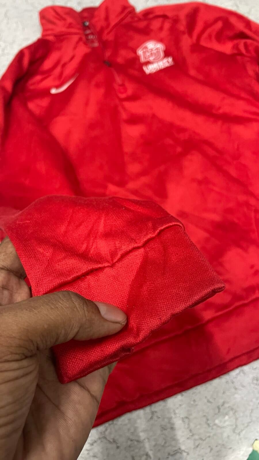 Nike thrift t-shirt India close-up
