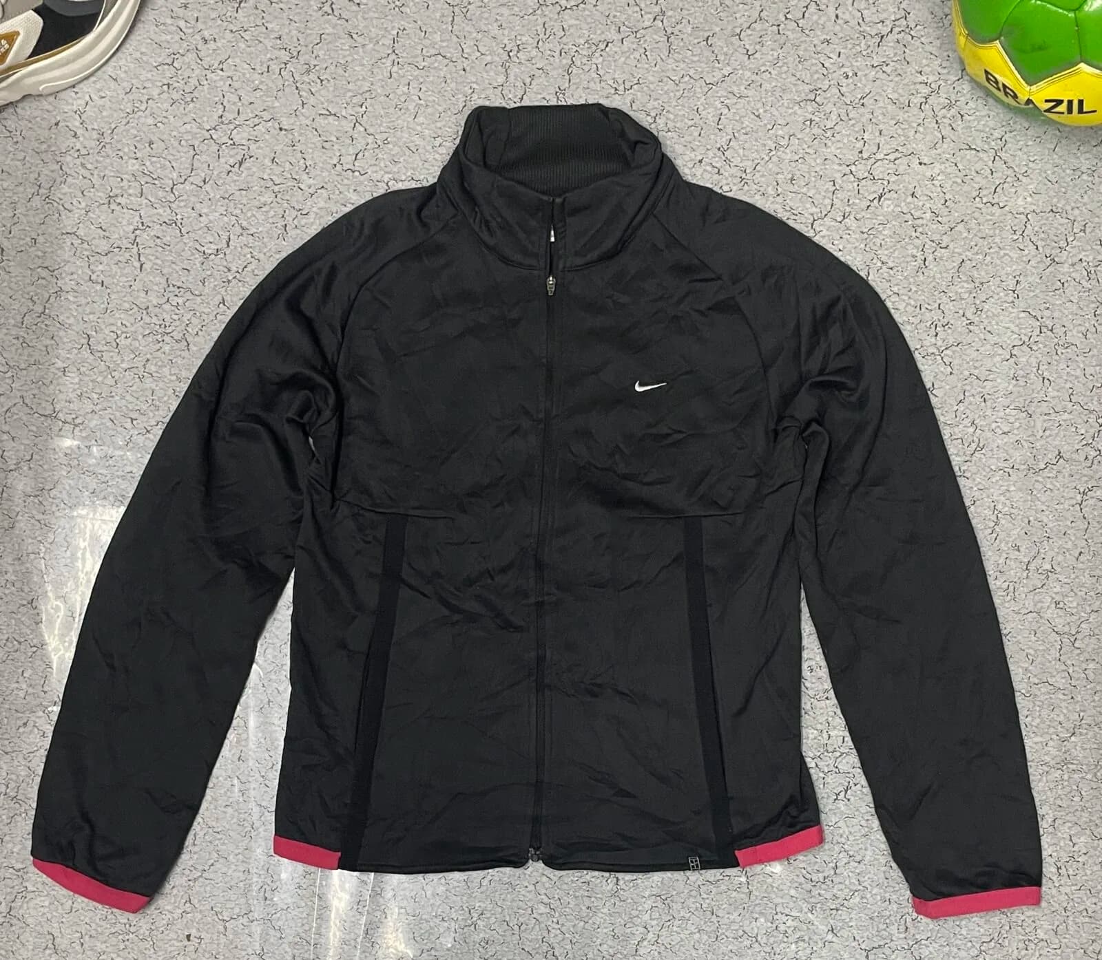 Nike thrift track jacket India
