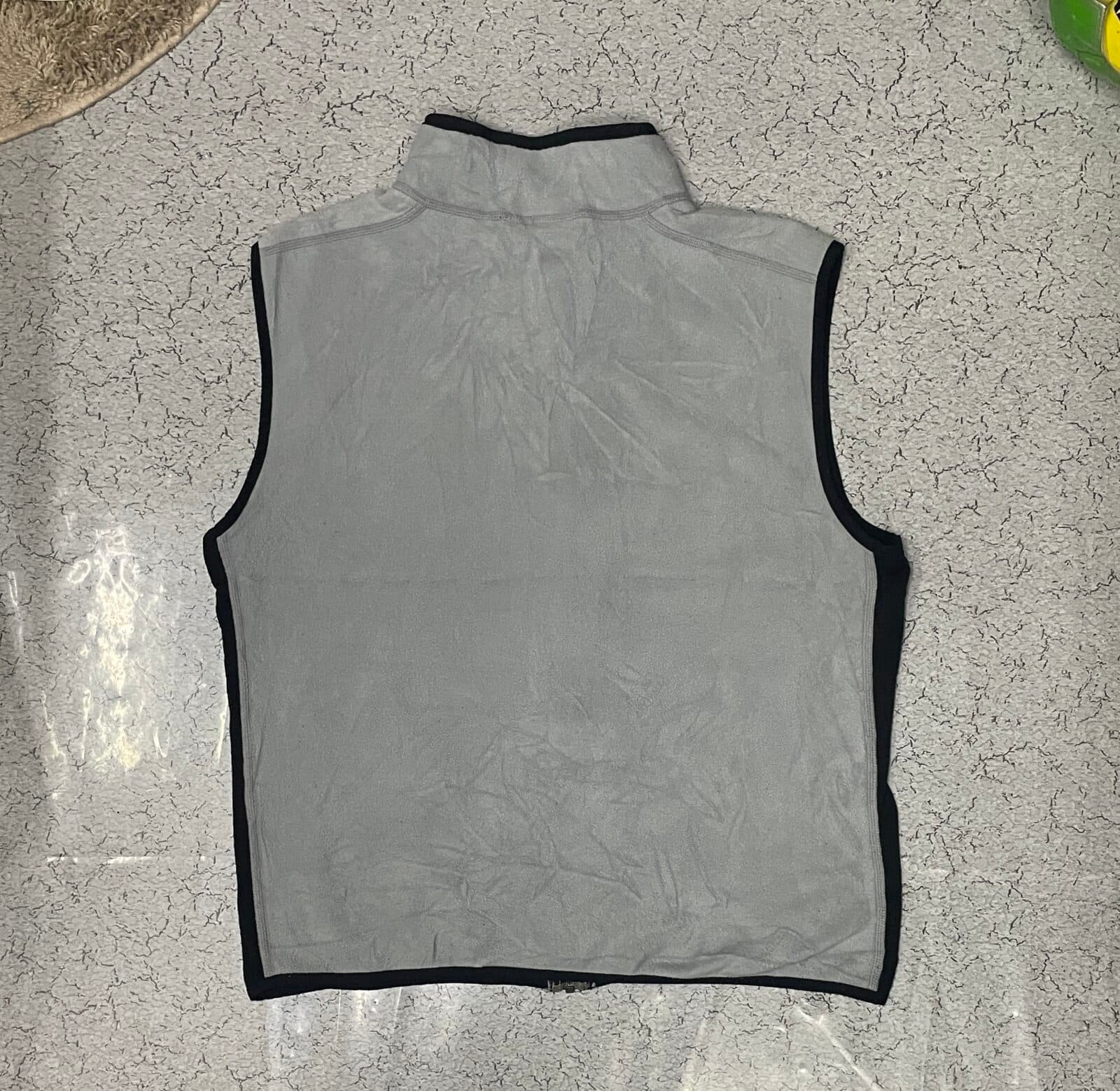 The North Face thrift fleece jacket India back view