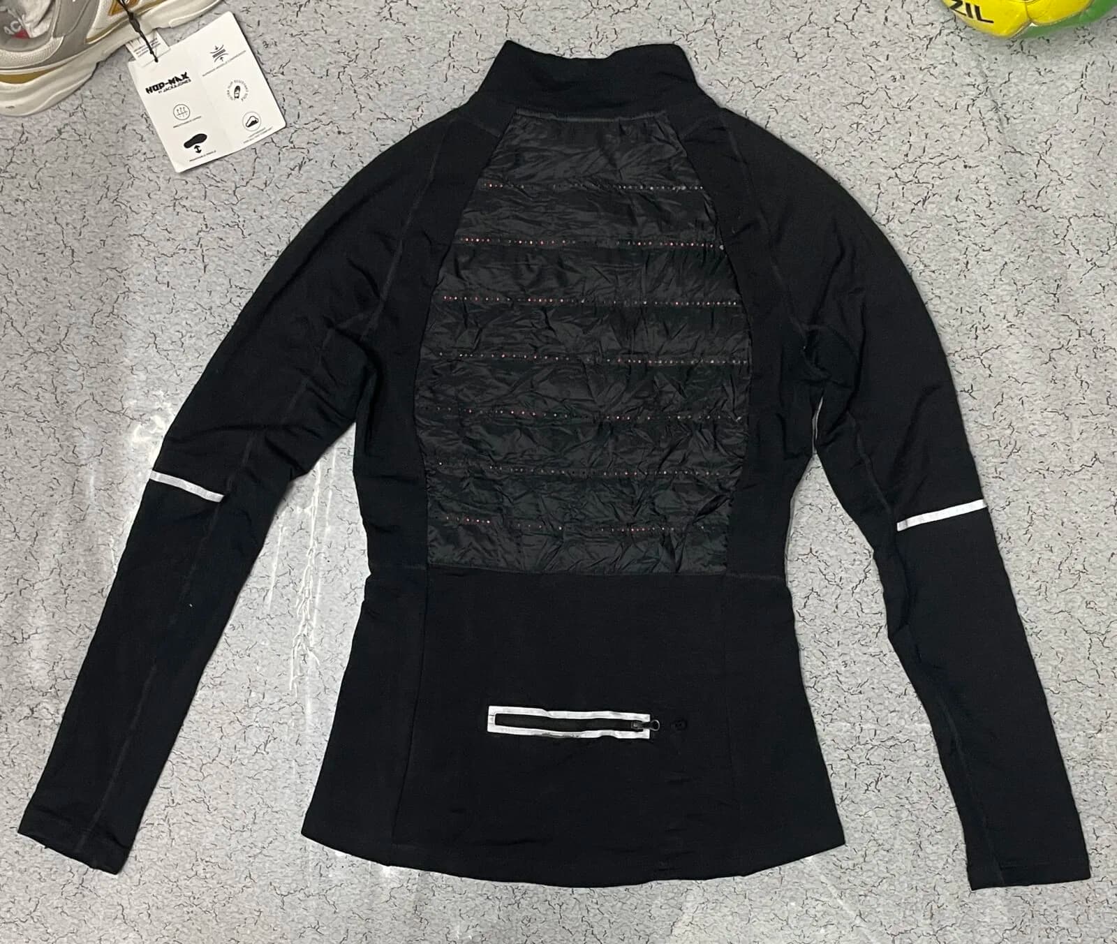 Nike thrift puffer jacket India back view
