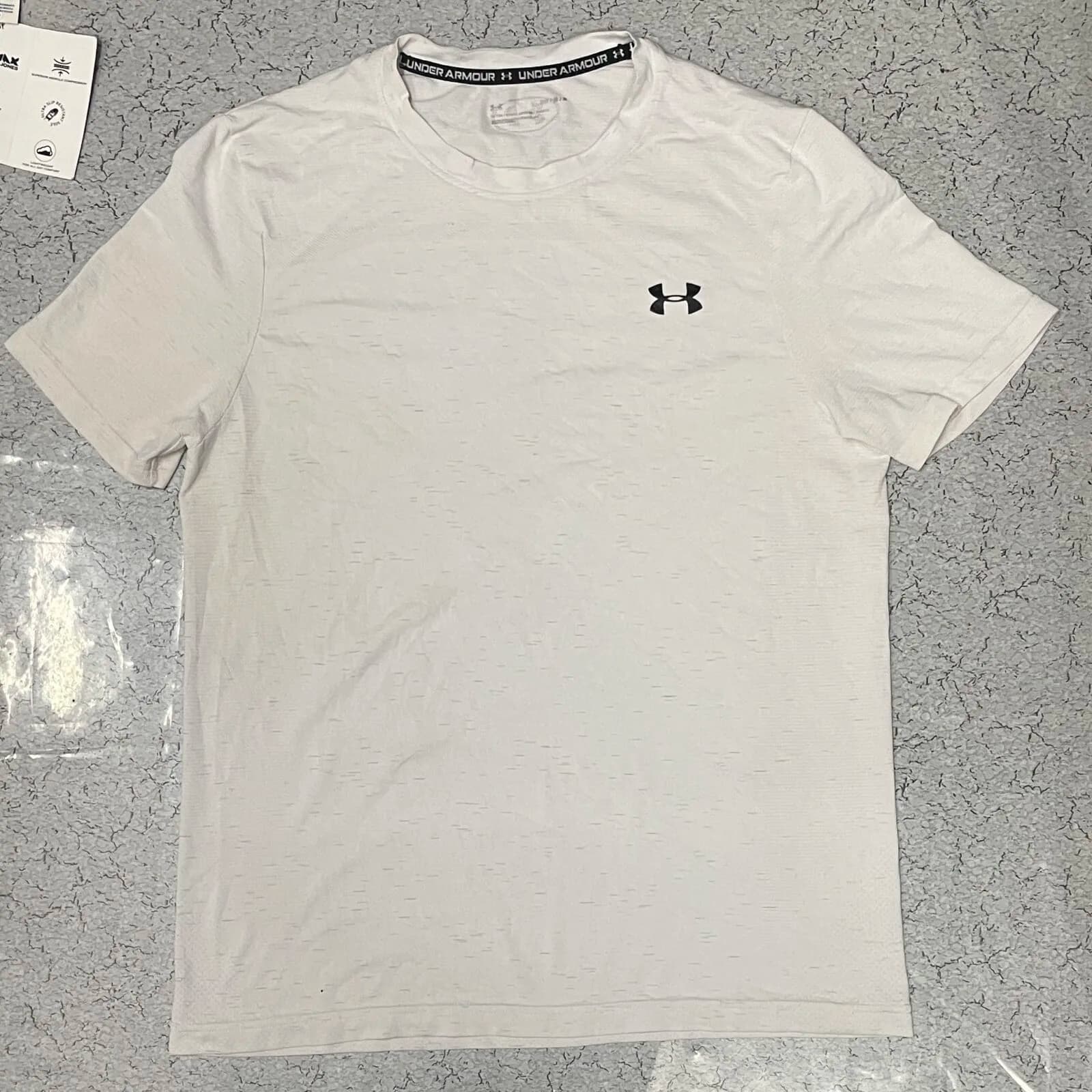 Under Armour thrift t-shirt India