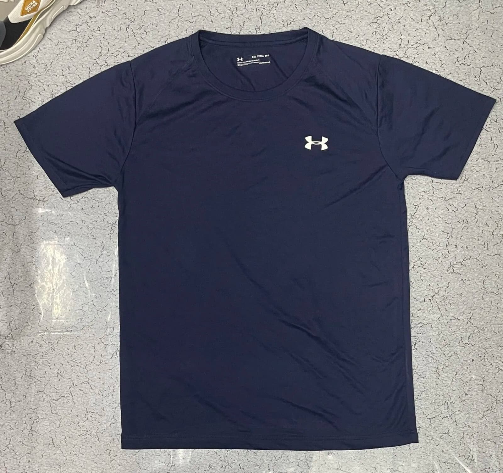 Under Armour Heatgear men’s half sleeve Tshirt Blue Size L
