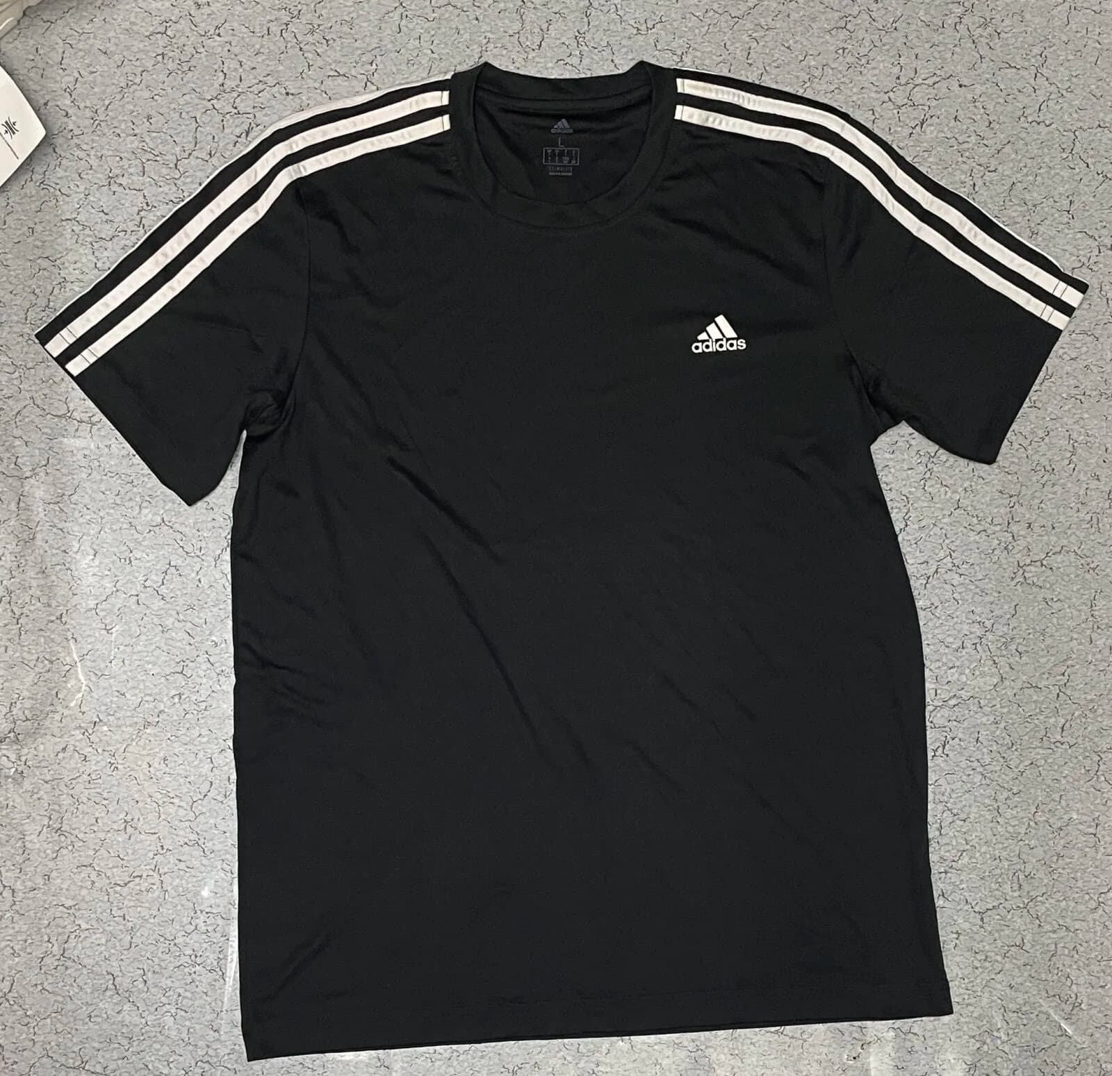 Adidas thrift t-shirt India