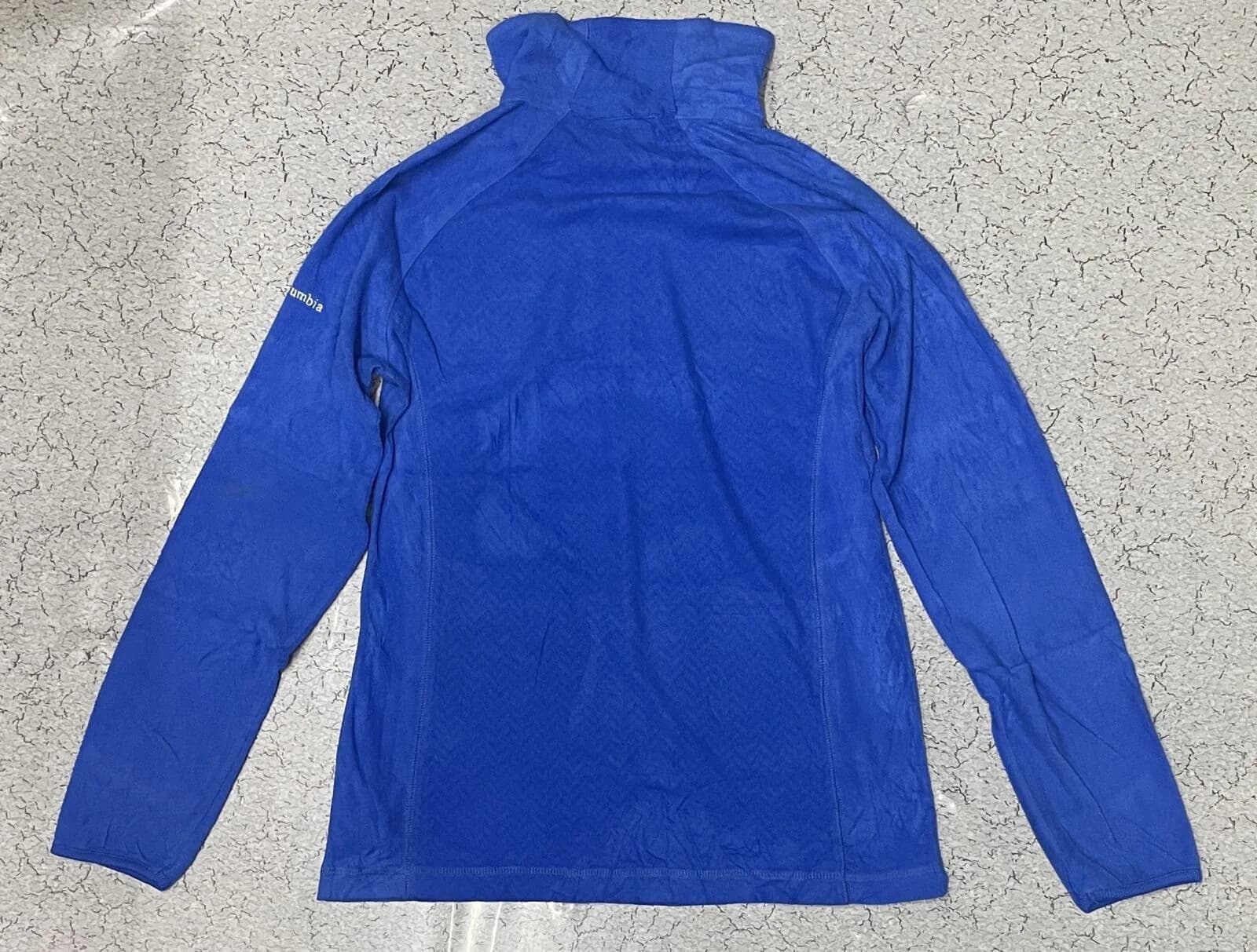 Columbia thrift sweatshirt India back view