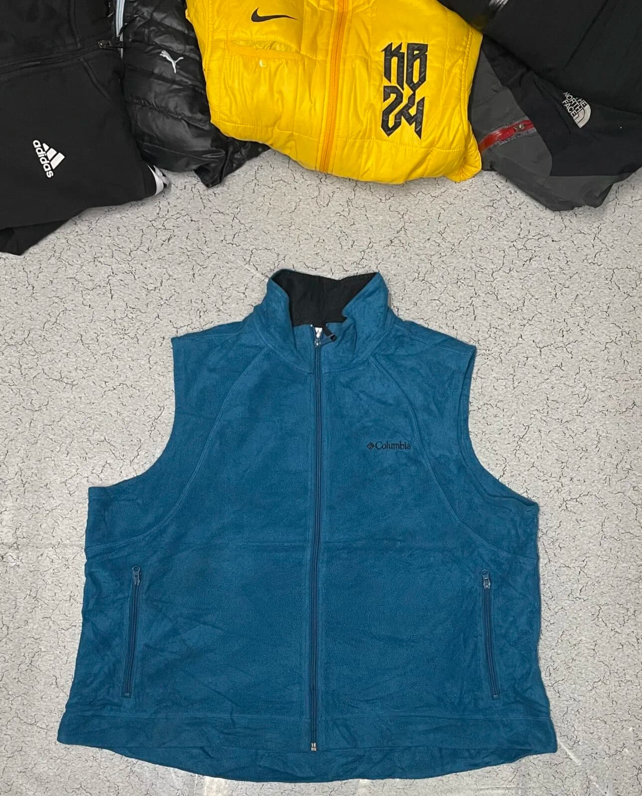 Columbia thrift winter jacket India
