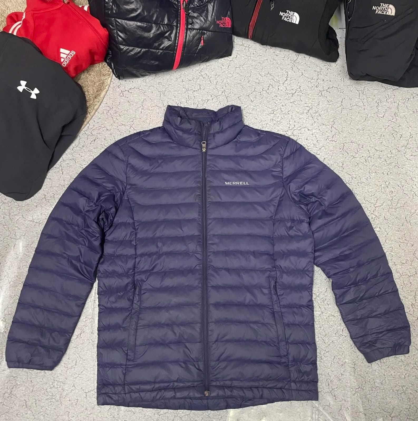 Branded thrift puffer jacket India back view