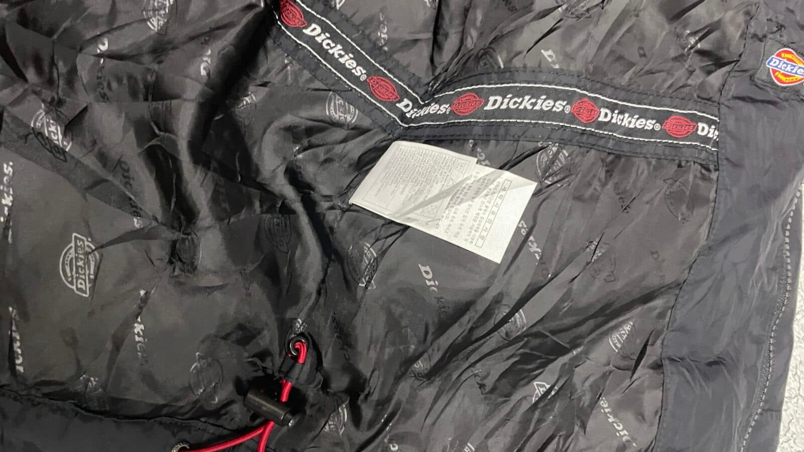 Branded thrift puffer jacket India close-up