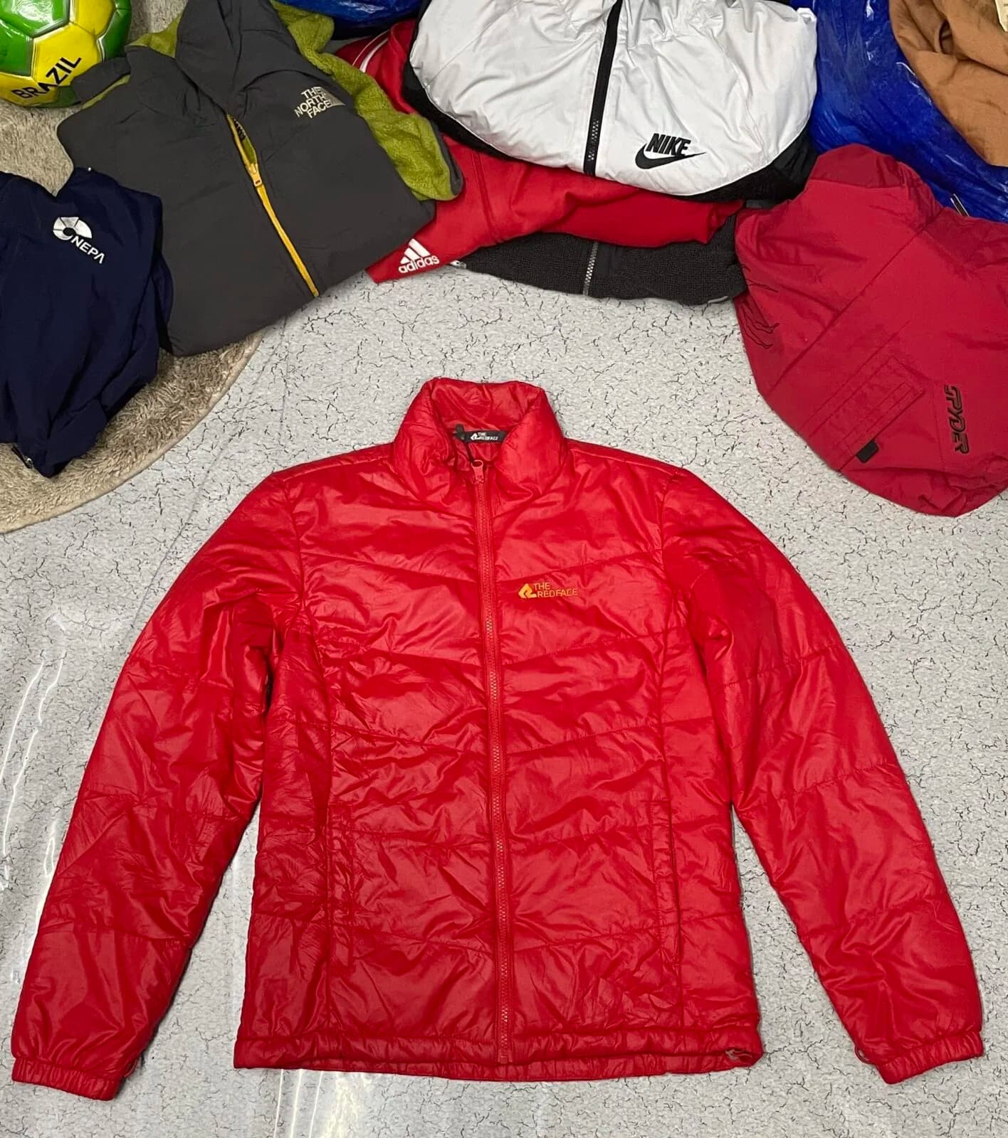 Branded thrift puffer jacket India