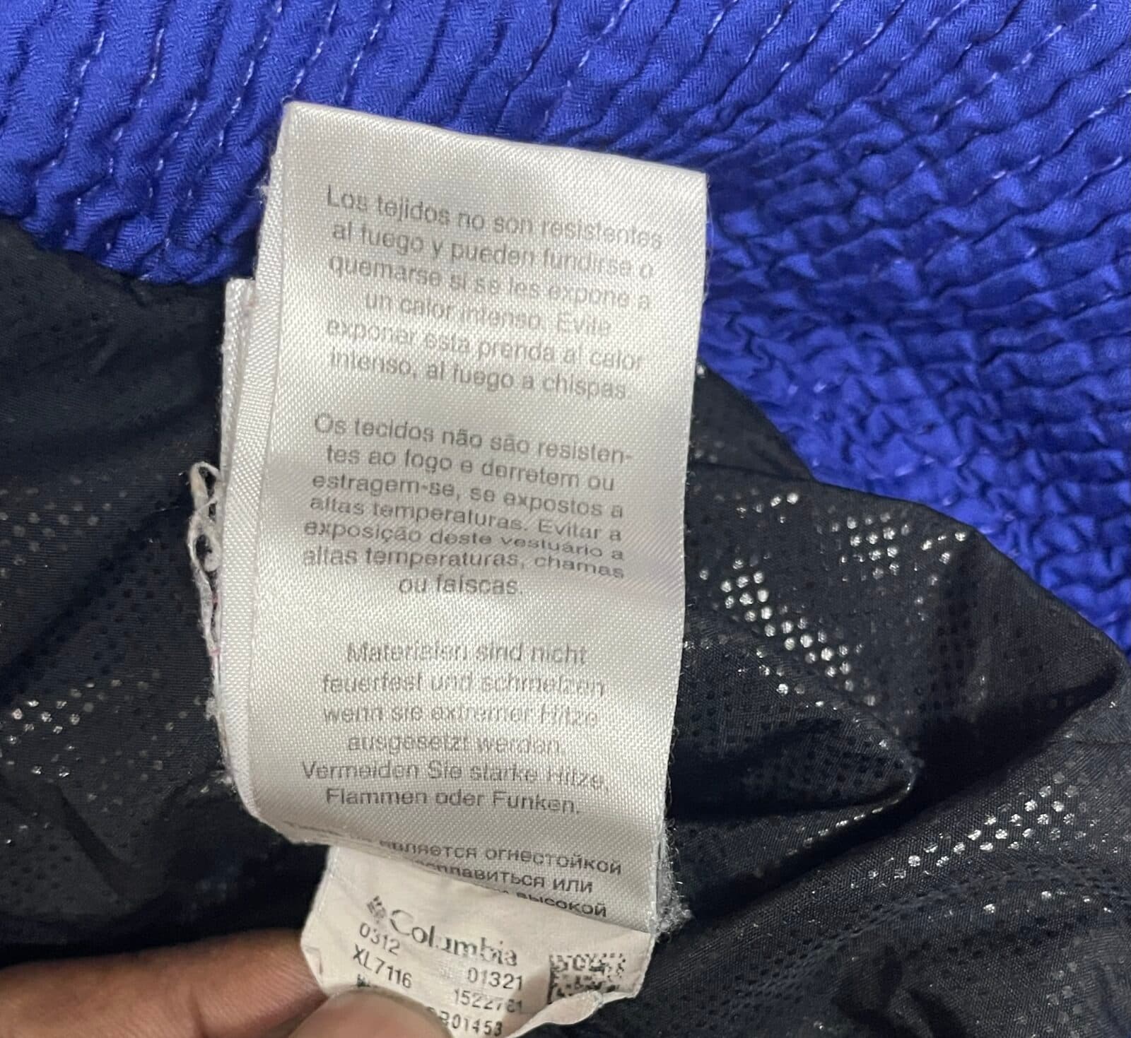 Columbia Omni-Heat thrift winter jacket India detail view