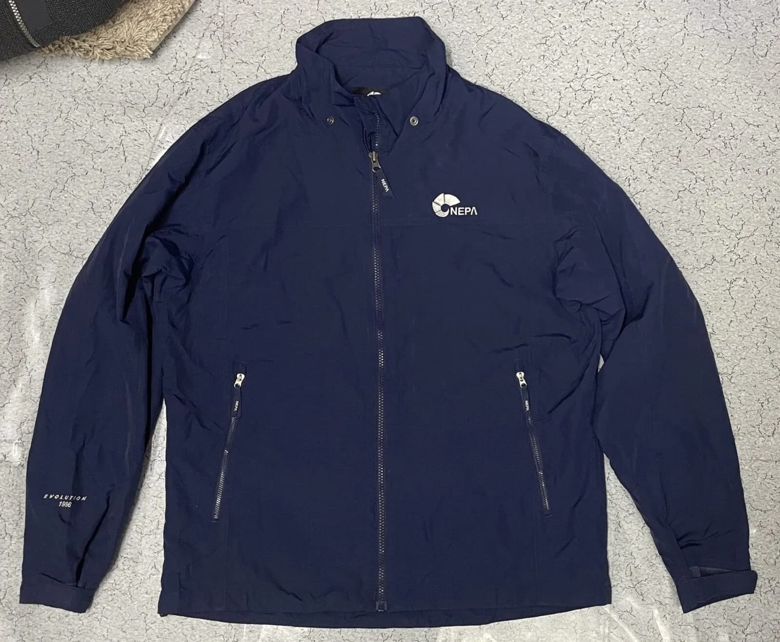 Branded thrift windbreaker jacket India