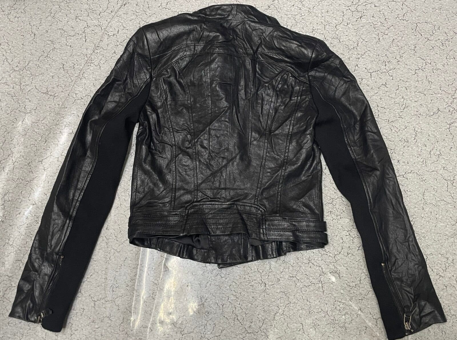 Branded thrift jacket India detail view