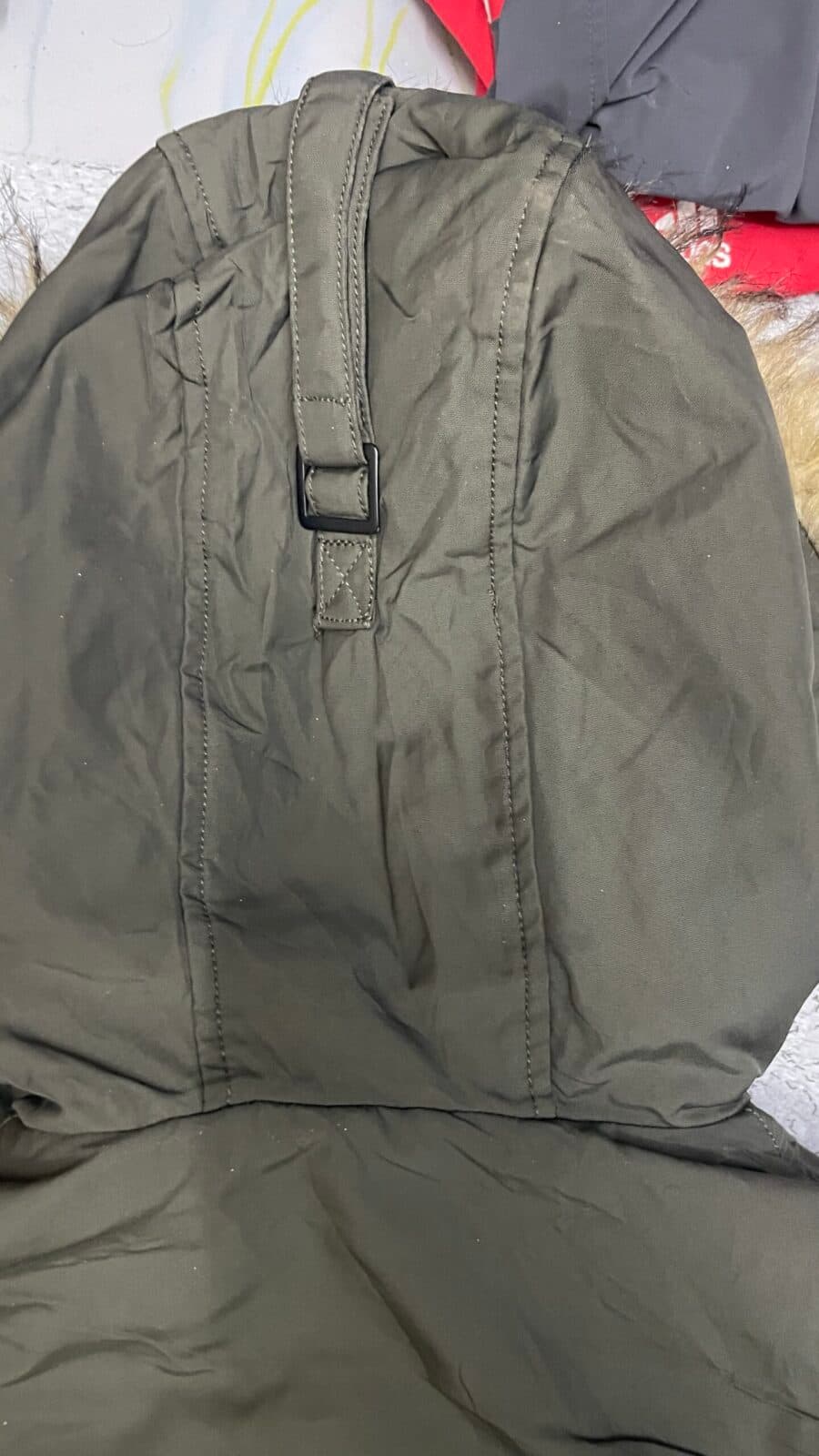 Zara thrift bomber jacket India detail view