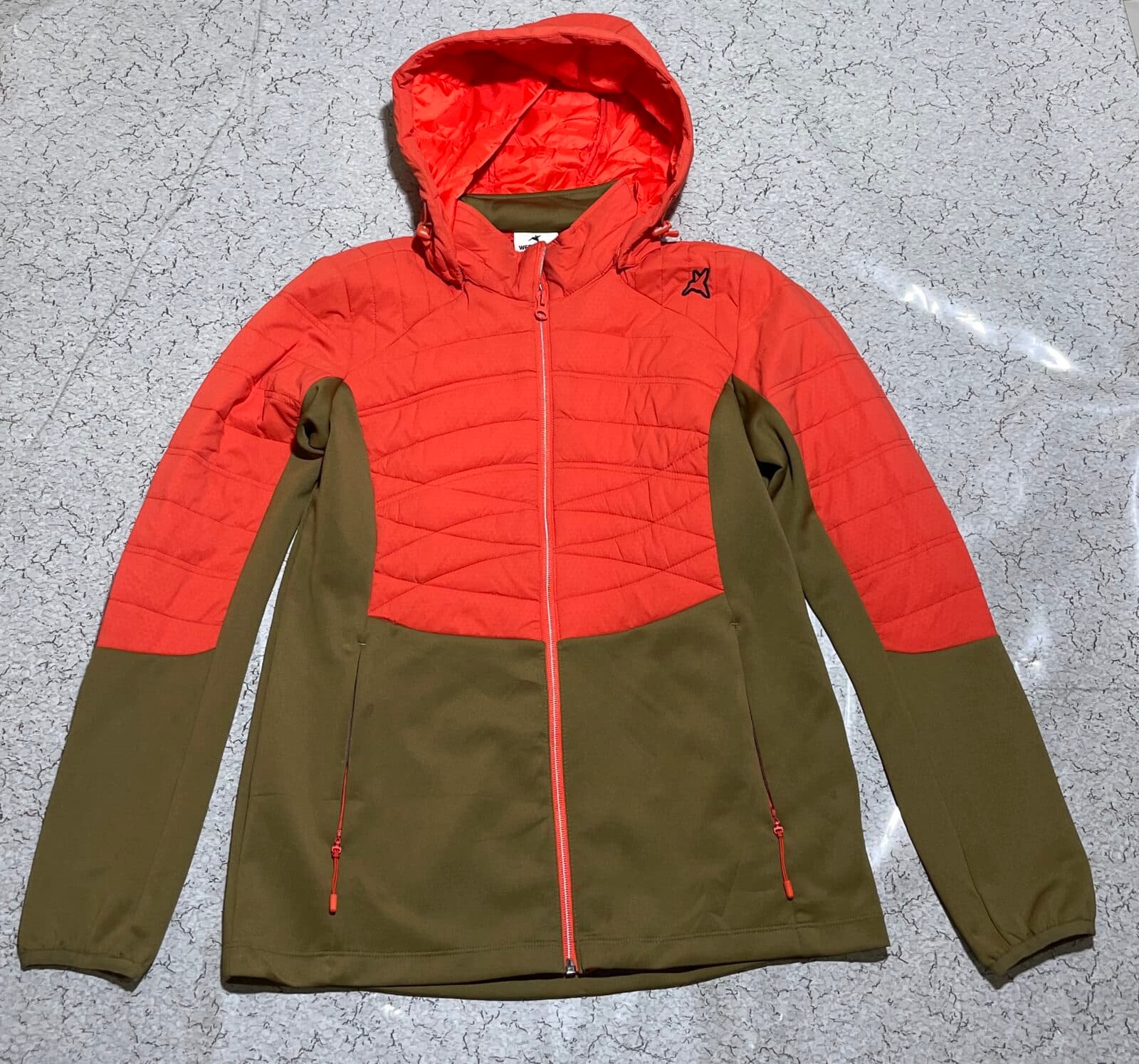 Branded thrift puffer jacket India back view
