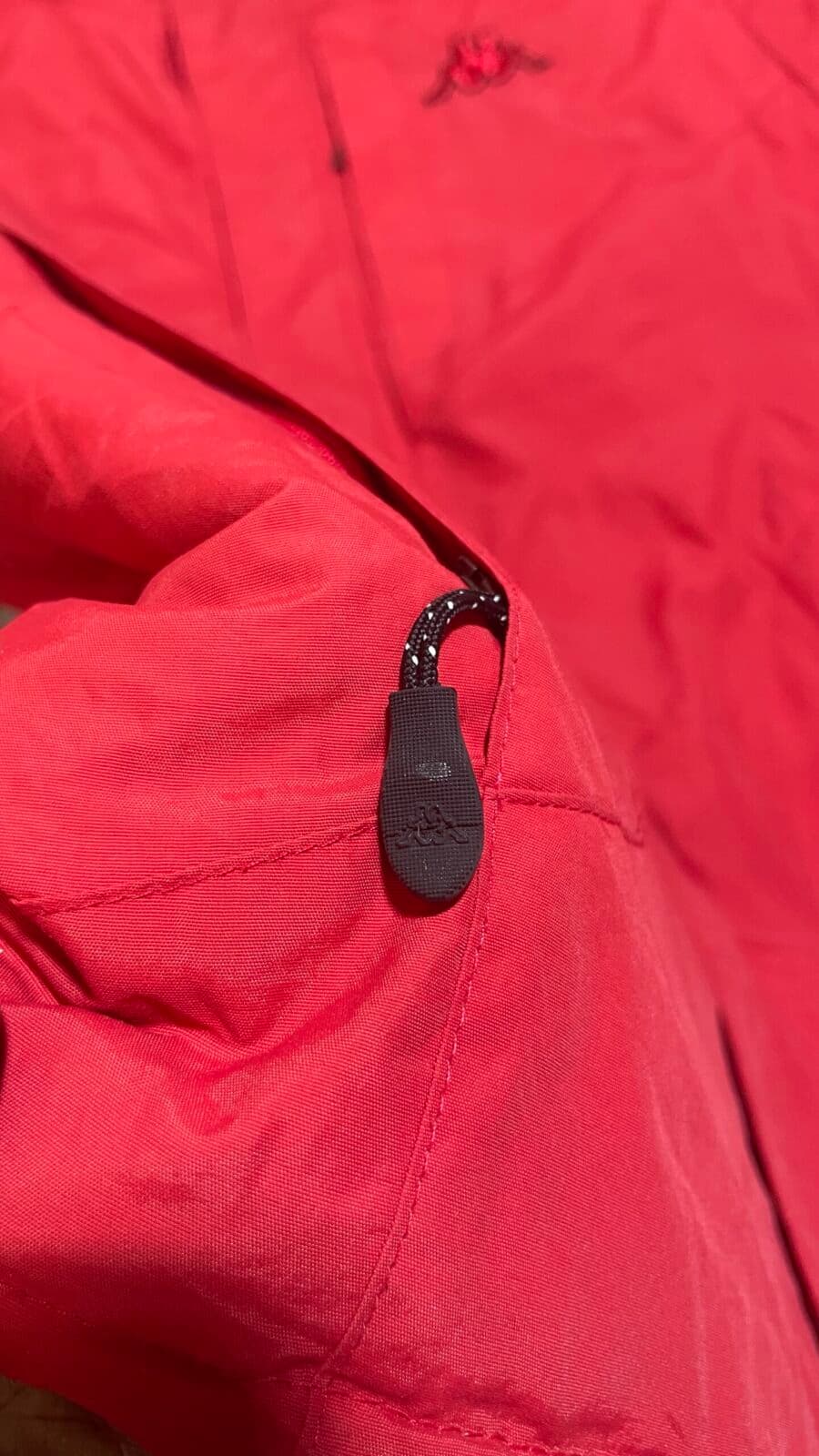 Branded thrift windbreaker jacket India close-up
