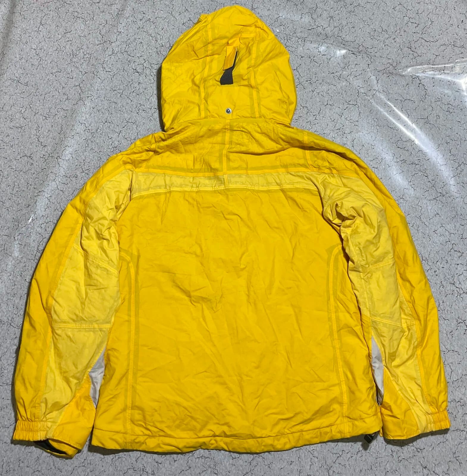 Columbia Omni-Tech thrift winter jacket India close-up