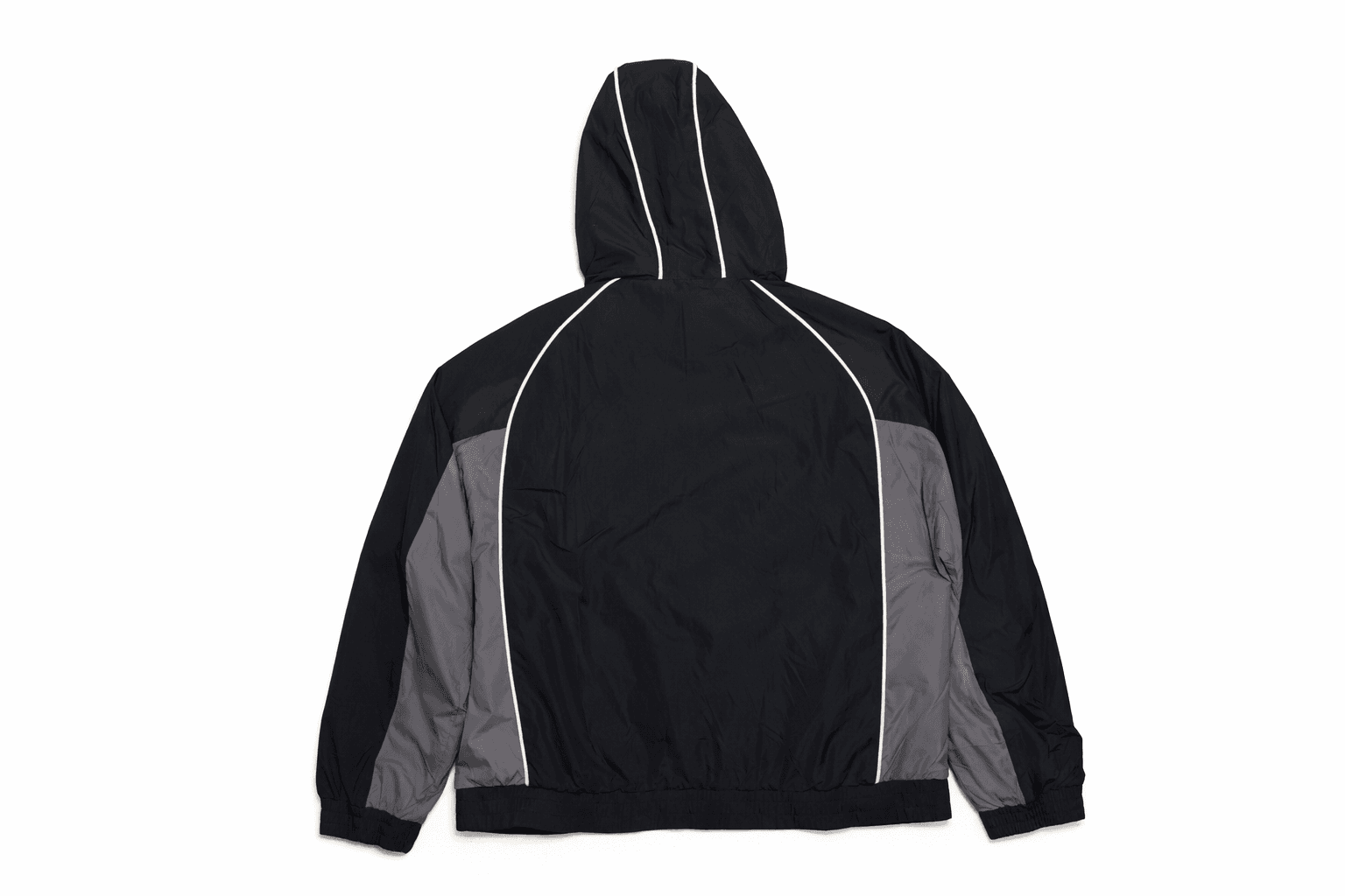 Nike thrift puffer jacket India detail view