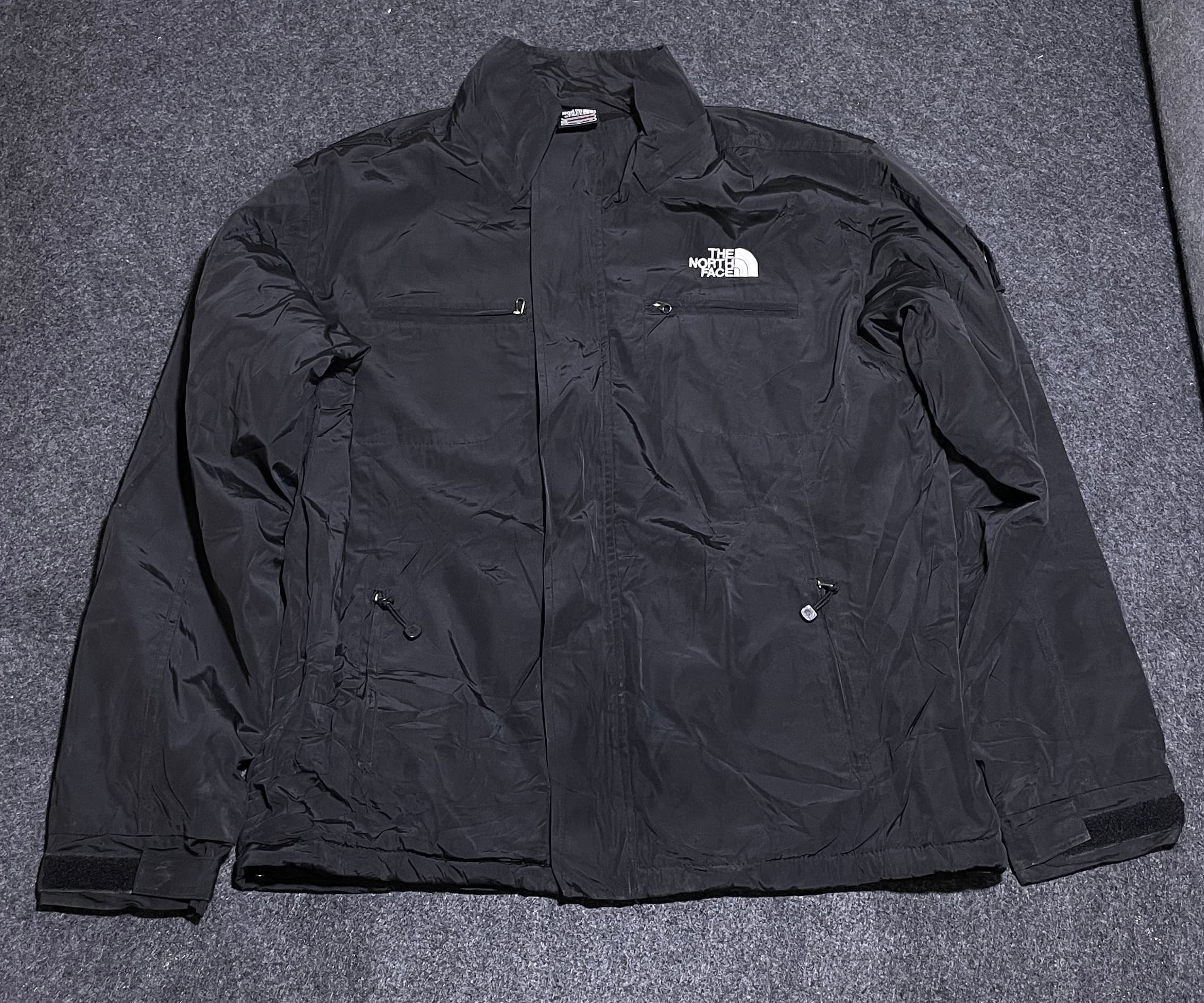 The North Face thrift windbreaker jacket India back view