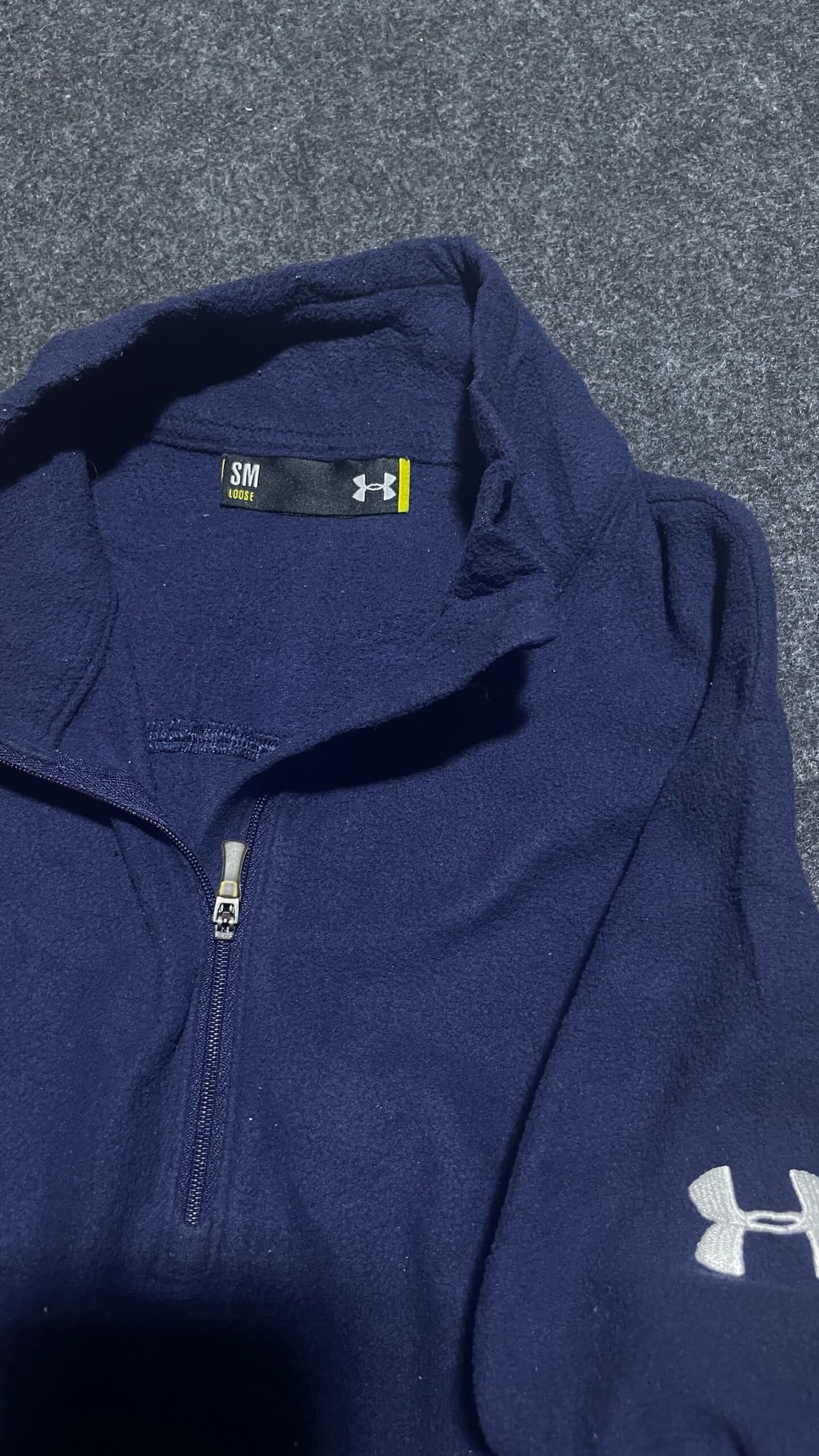Under Armour thrift fleece jacket India back view