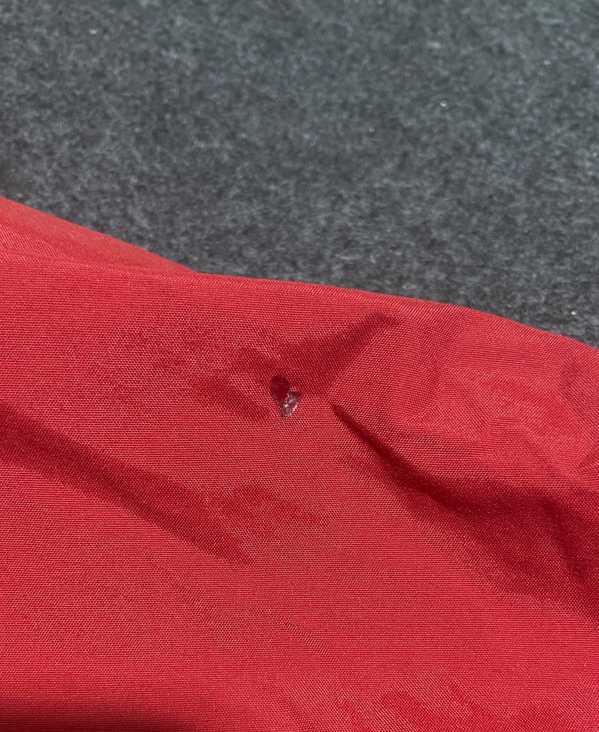 Nike thrift windbreaker jacket India close-up