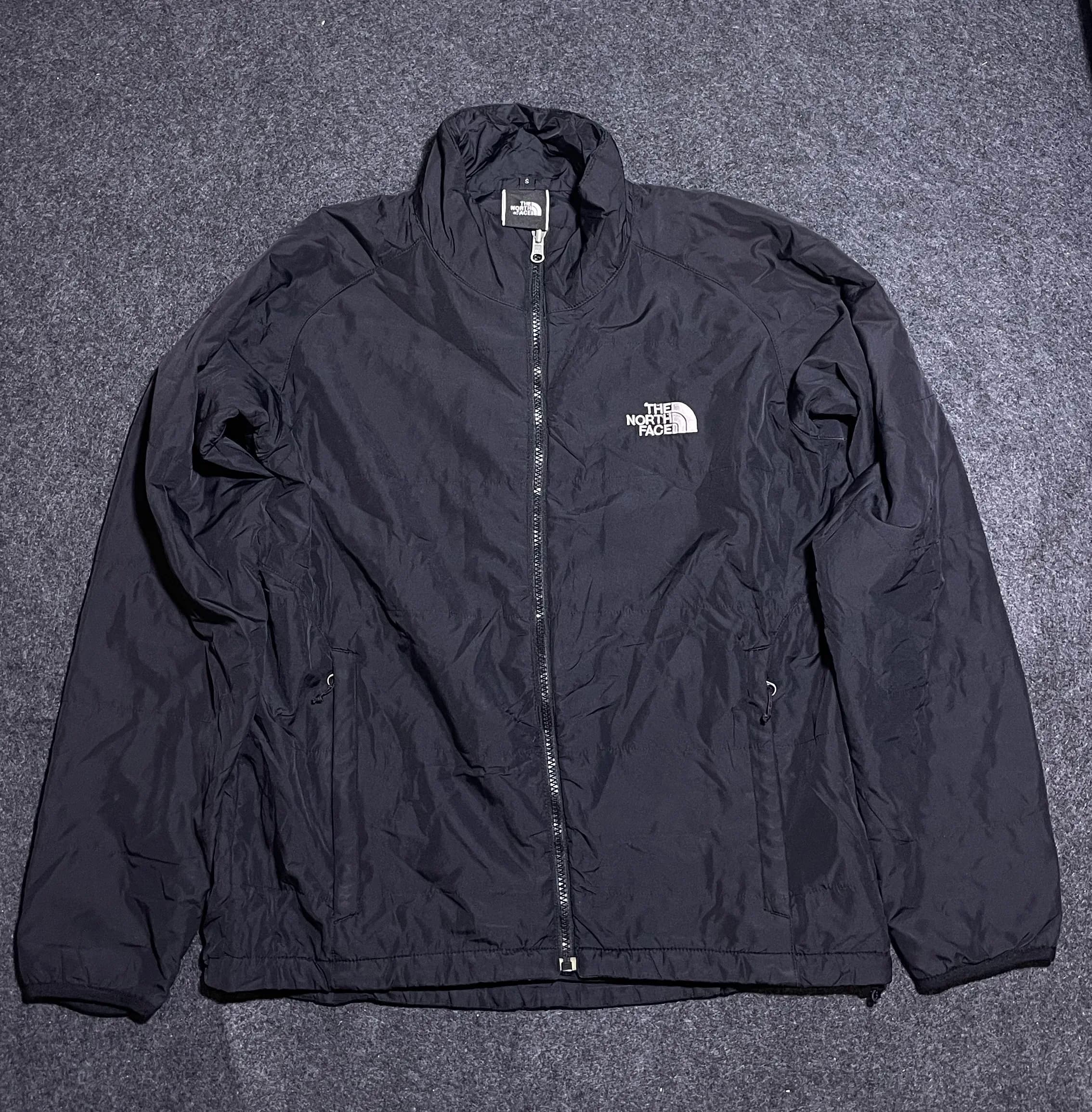 The North Face thrift puffer jacket India back view