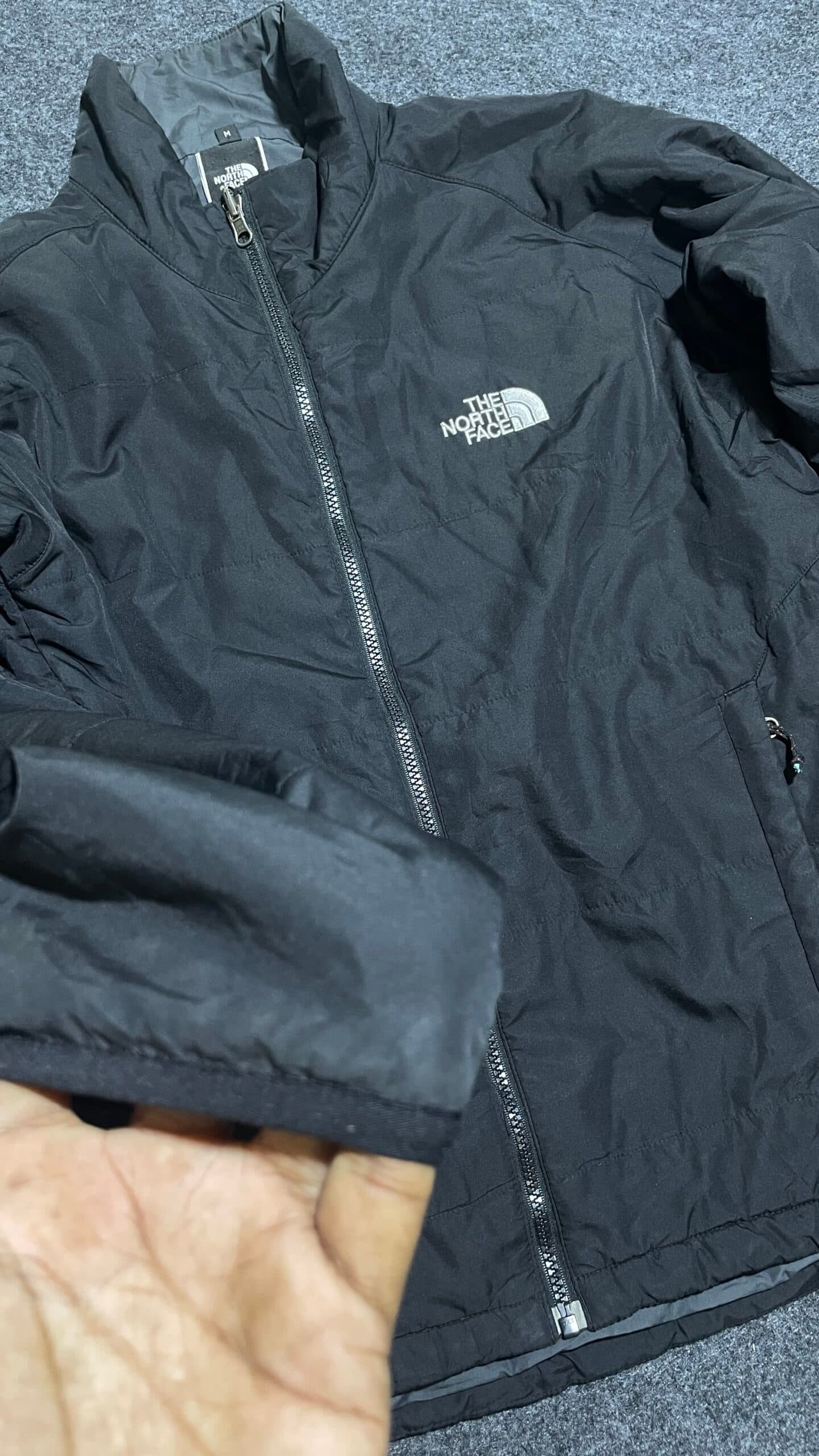 The North Face thrift winter jacket India detail view