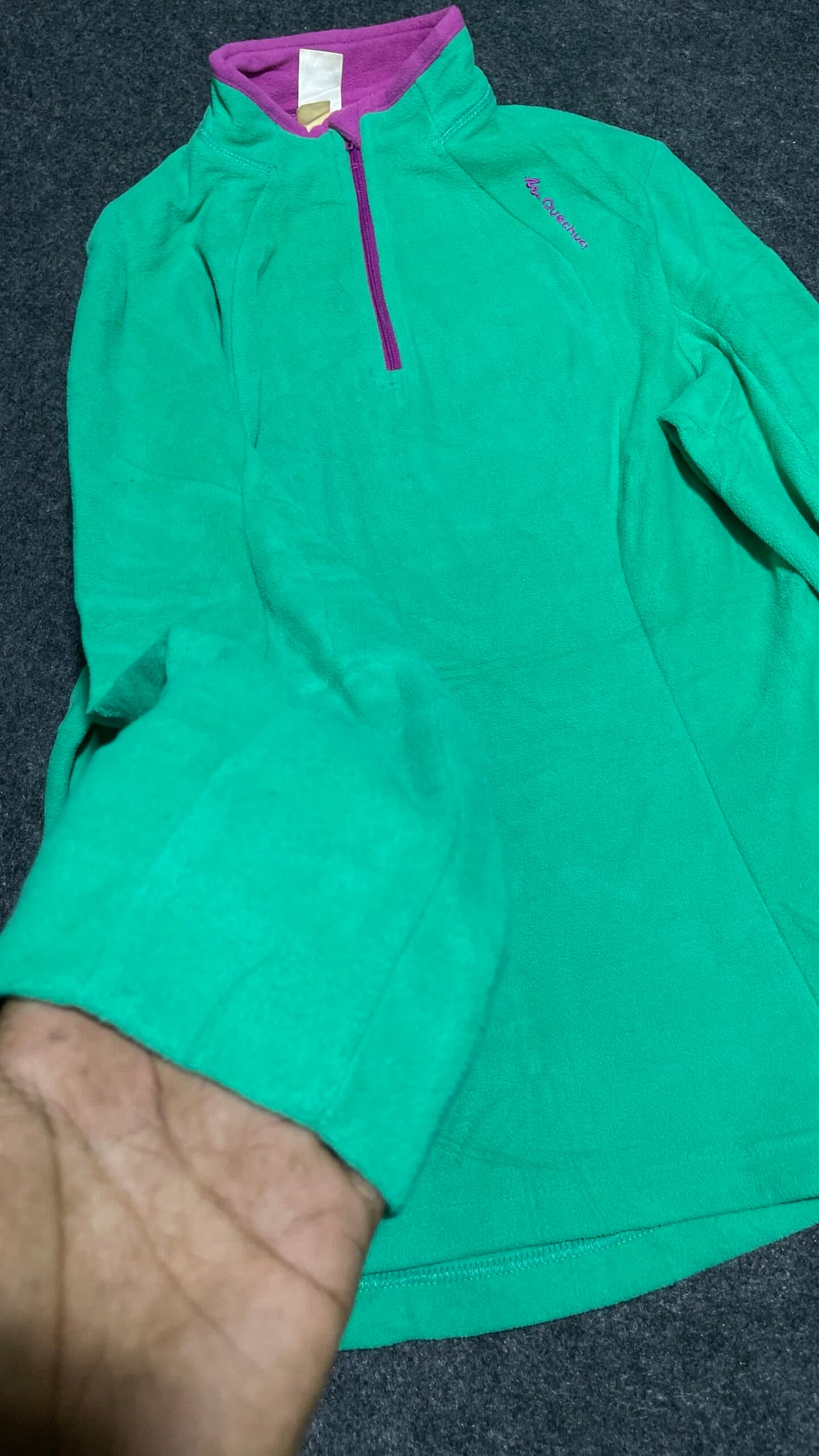 Branded thrift fleece jacket India detail view