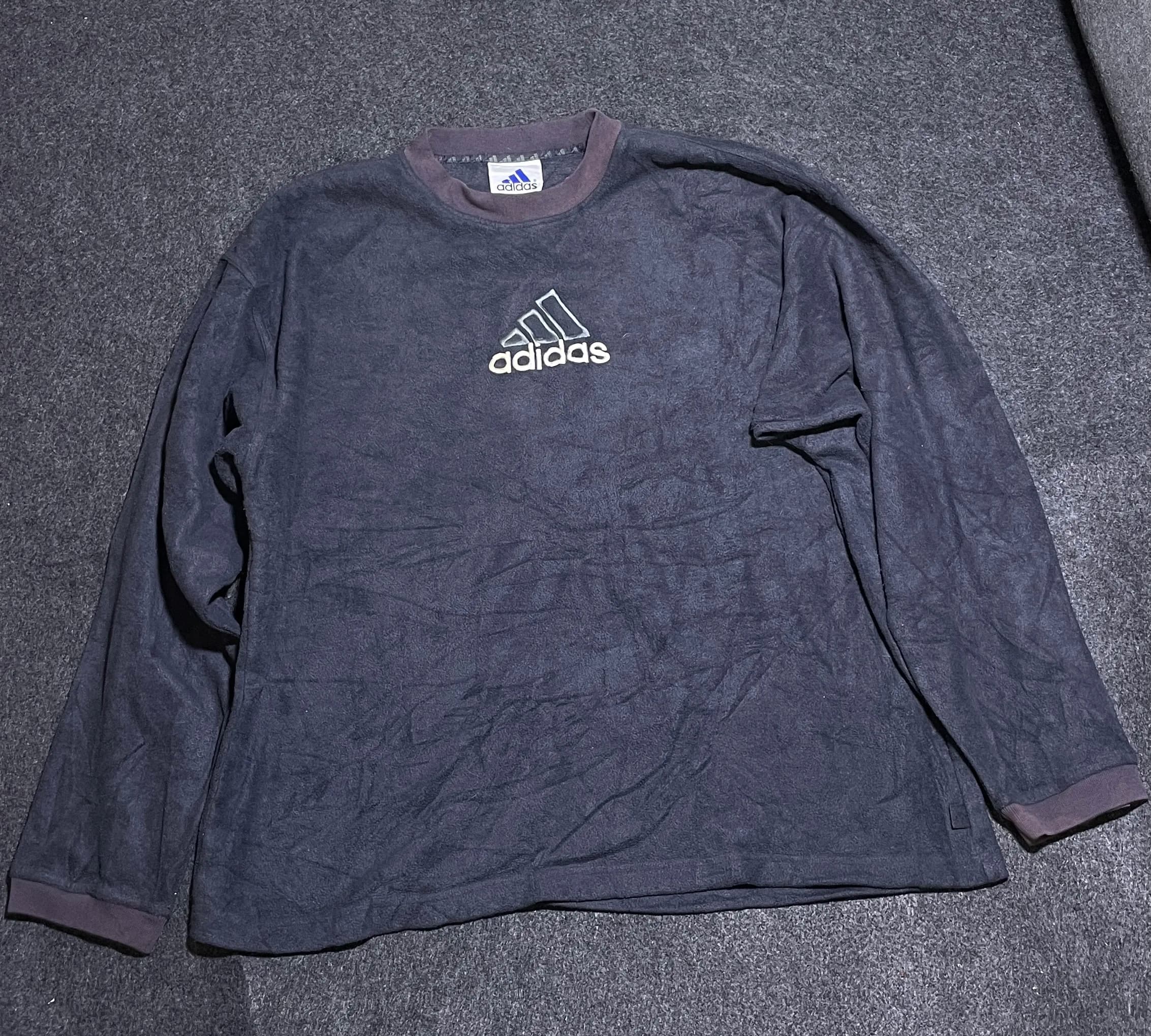 Adidas thrift sweater India
