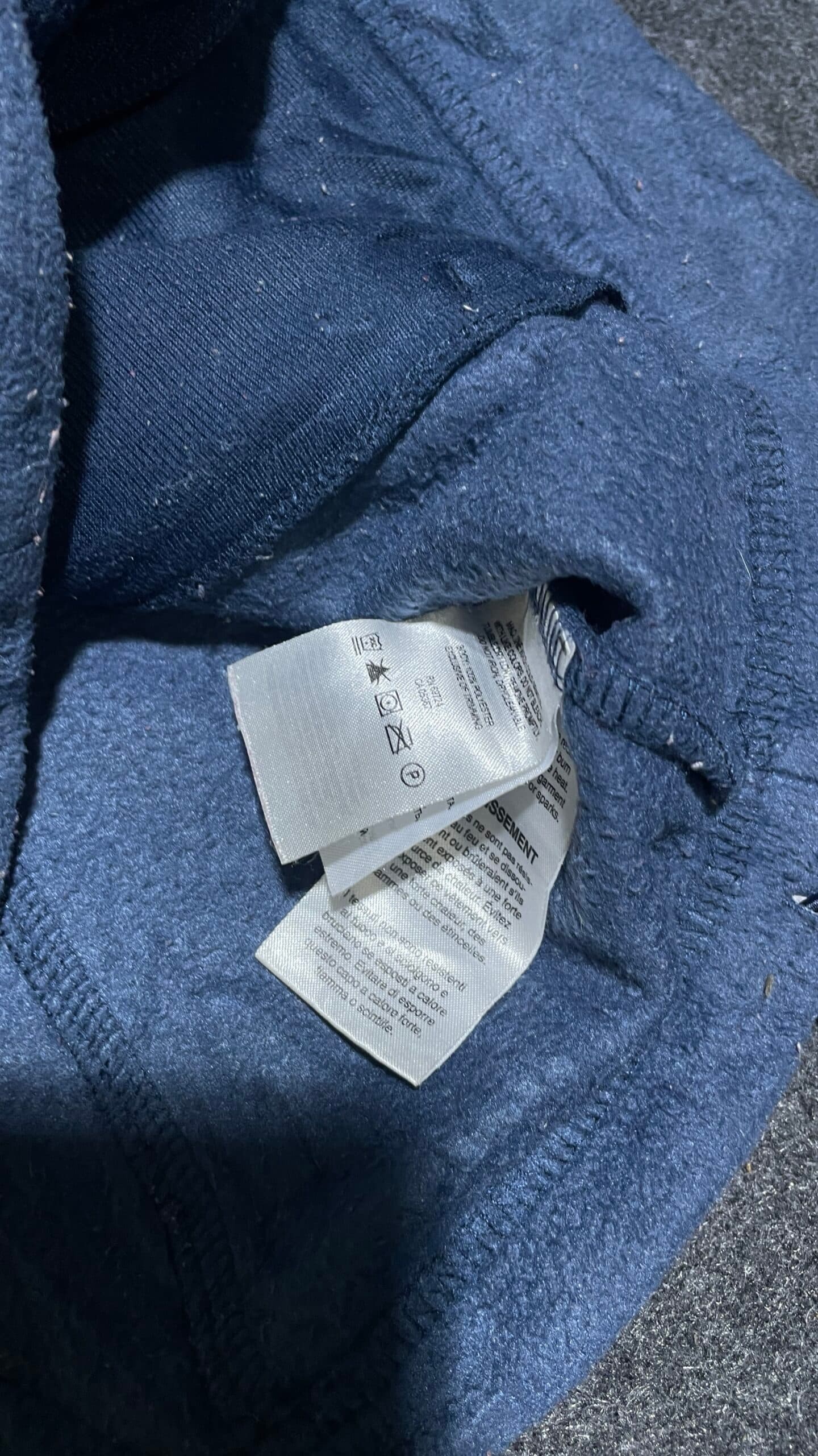 Columbia thrift fleece jacket India close-up