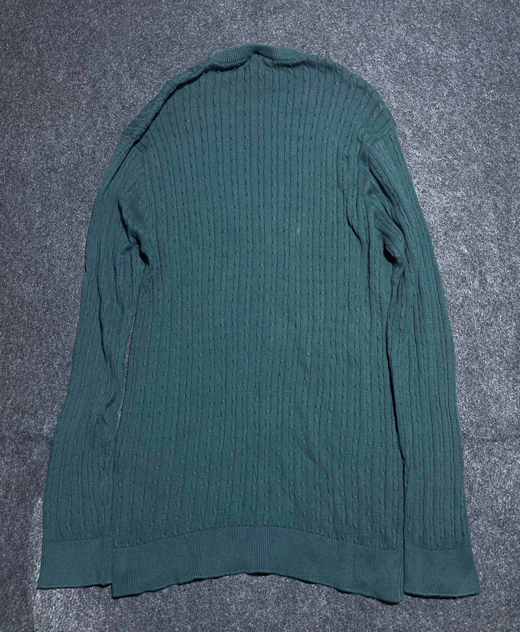 Zara thrift sweater India detail view