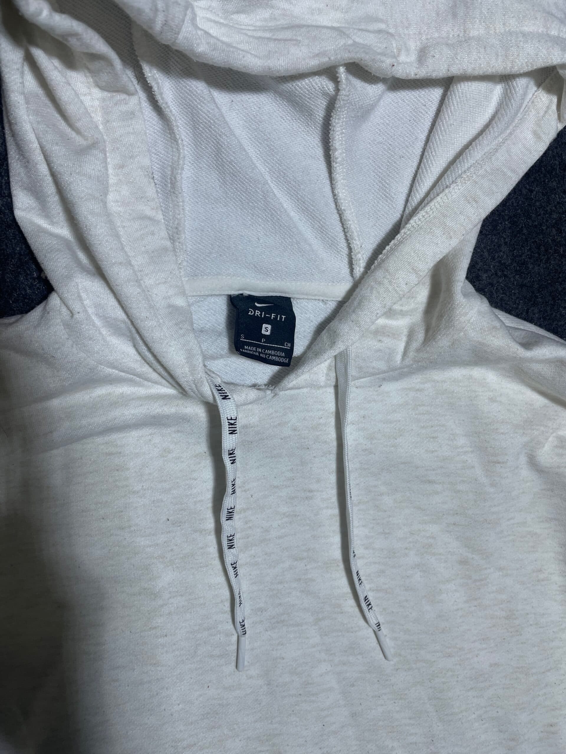 Nike Dri-FIT thrift hoodie India close-up