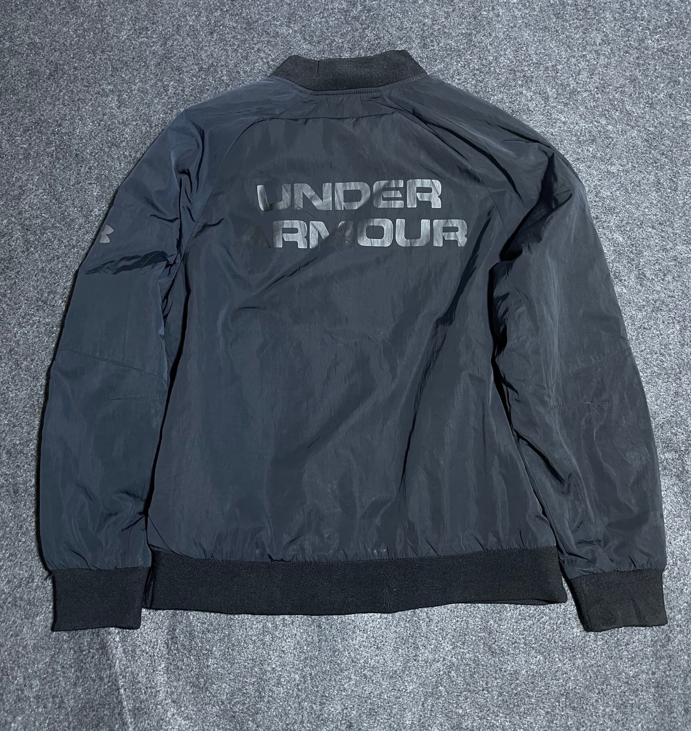 Under Armour thrift bomber jacket India detail view