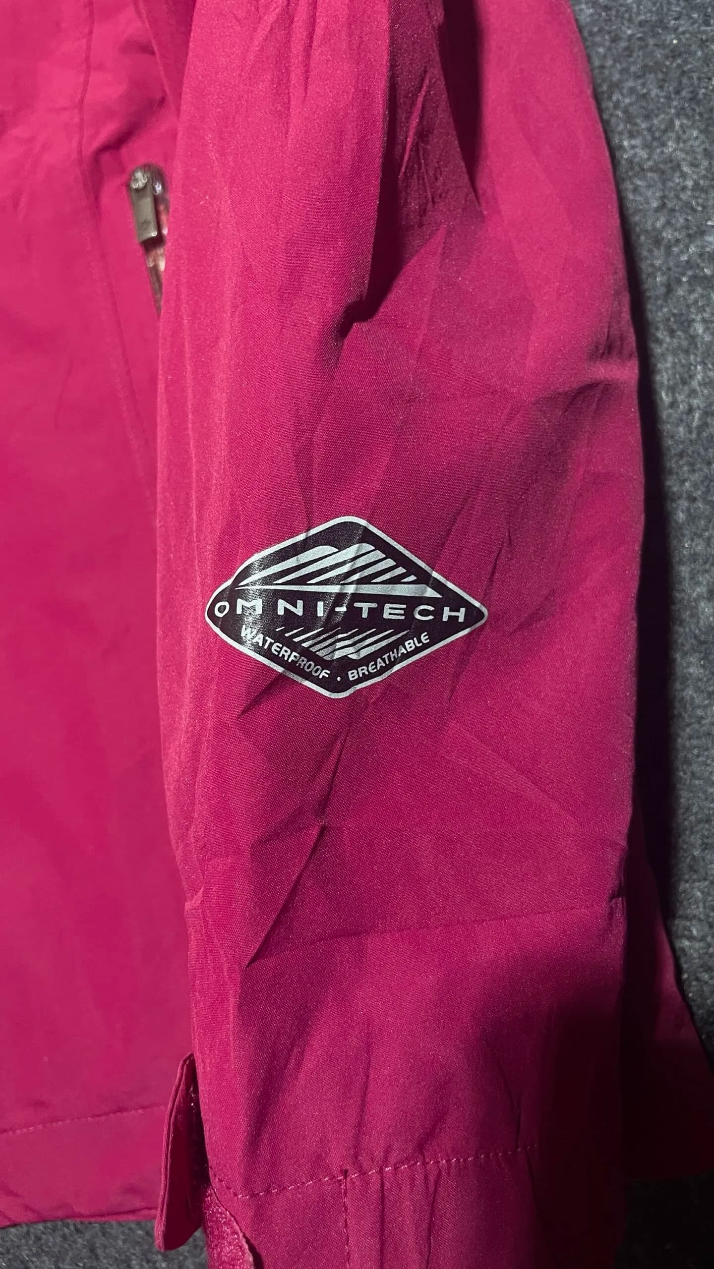 Columbia Omni-Tech thrift winter jacket India detail view