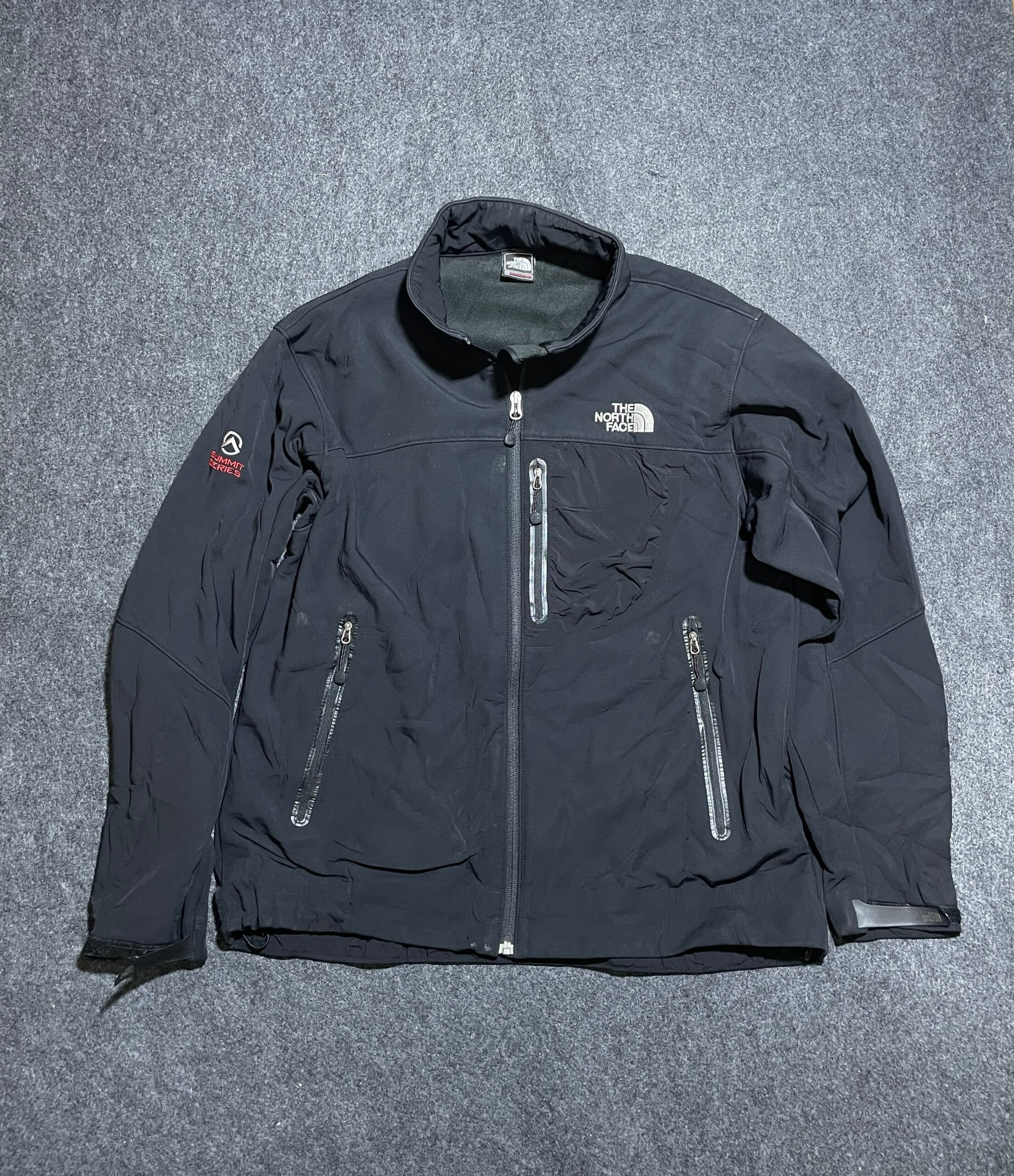 The North Face thrift softshell jacket India back view