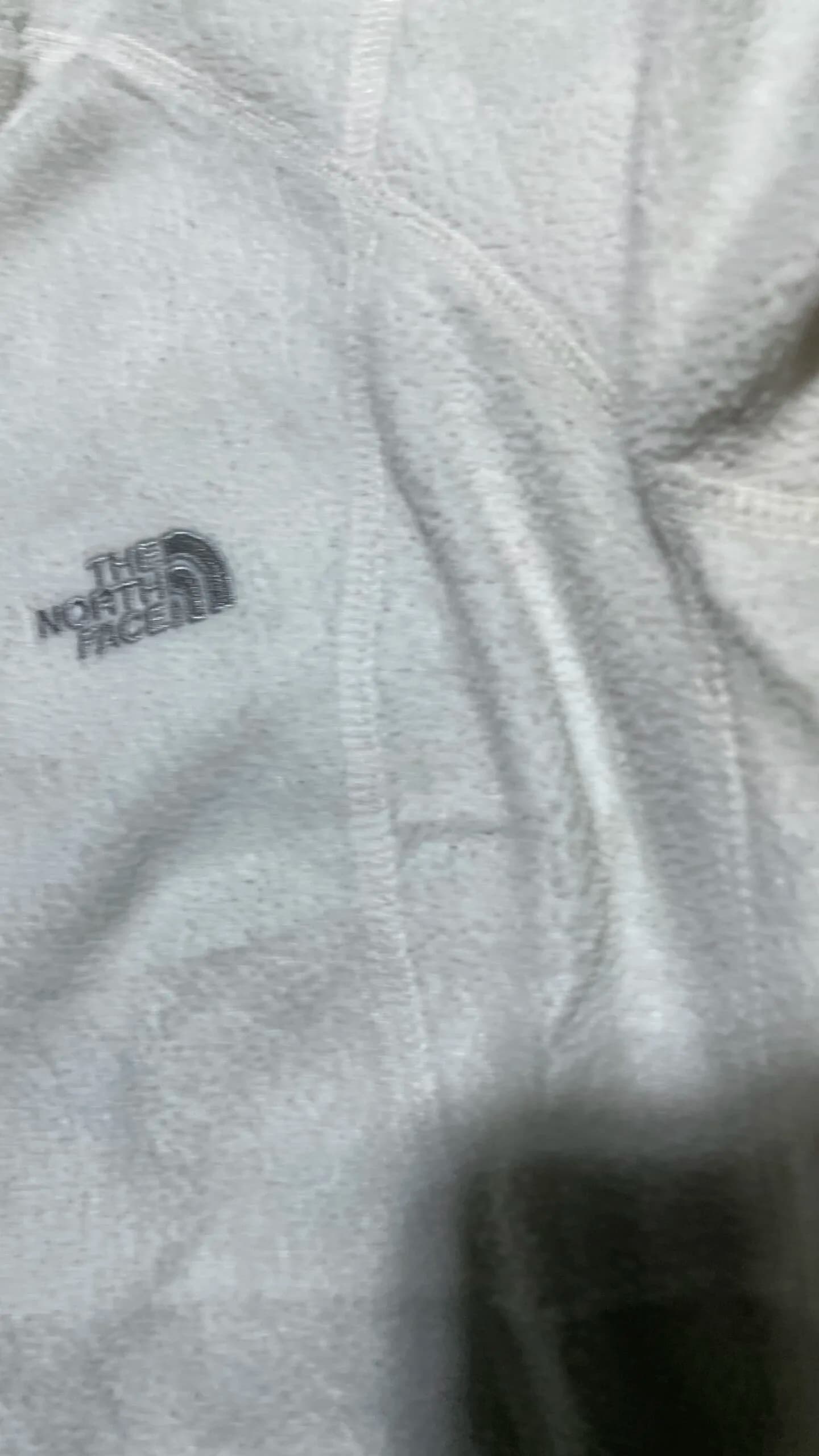 The North Face thrift fleece jacket India detail view