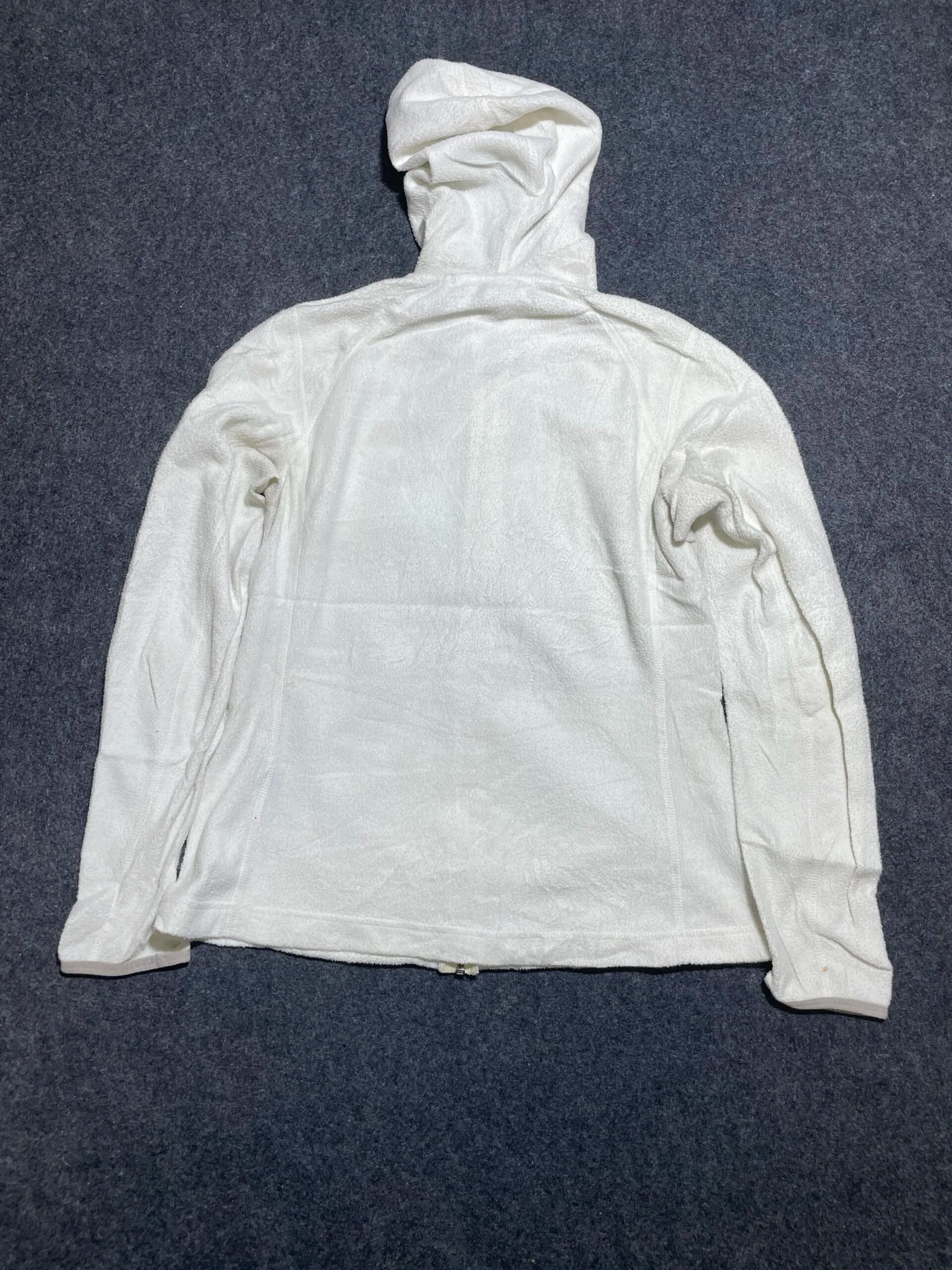 The North Face thrift fleece jacket India back view