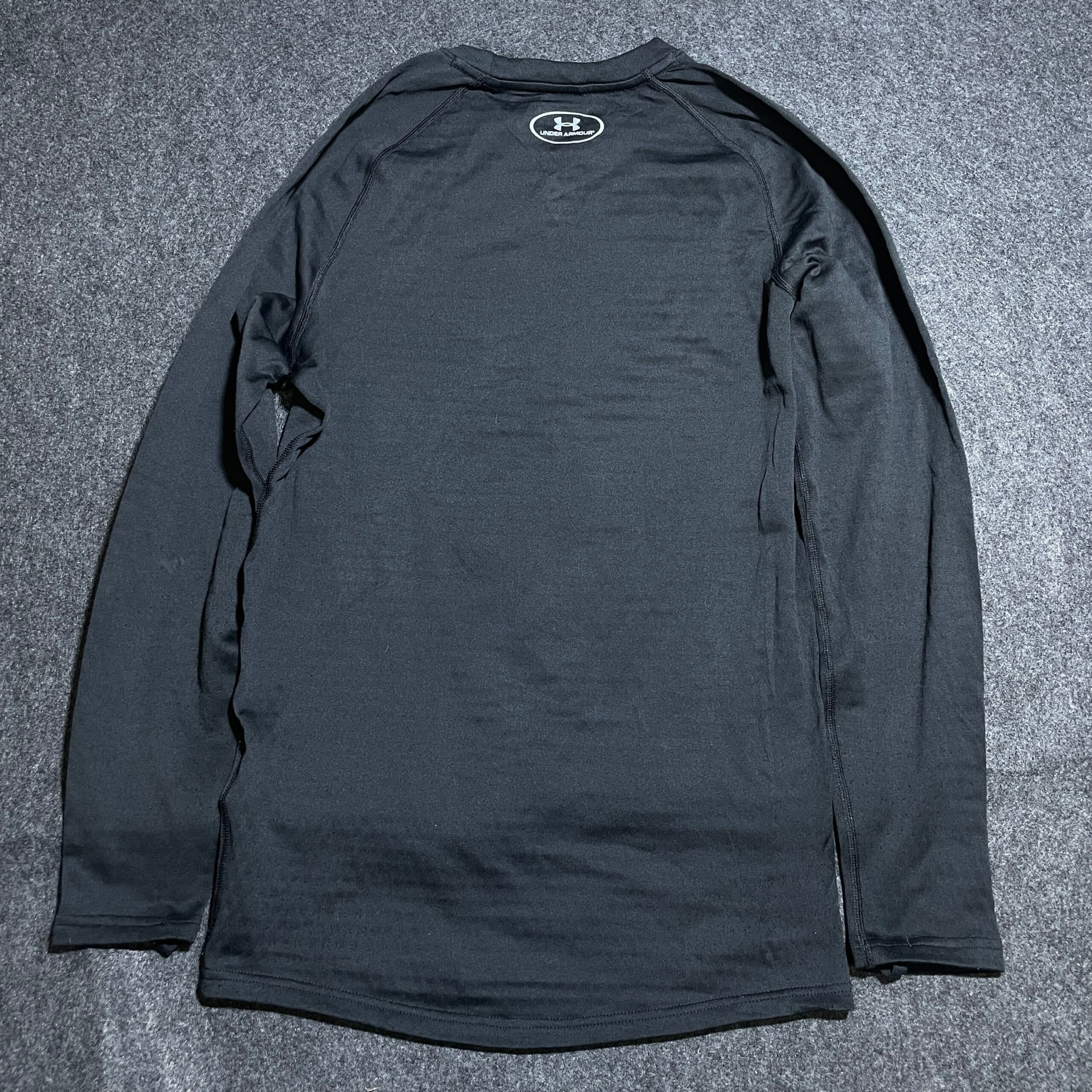 Under Armour ColdGear thrift compression wear India detail view
