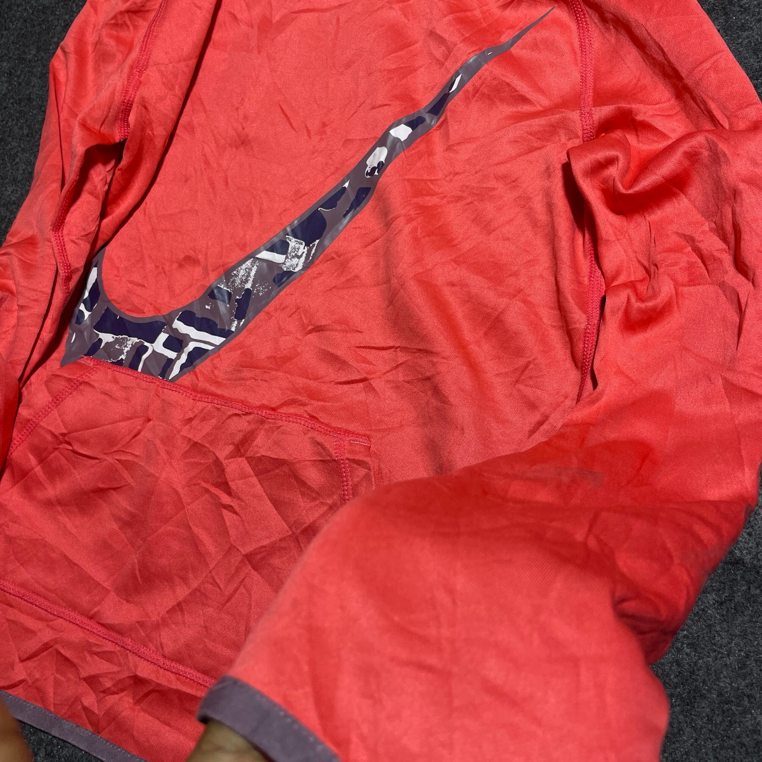 Nike thrift t-shirt India close-up