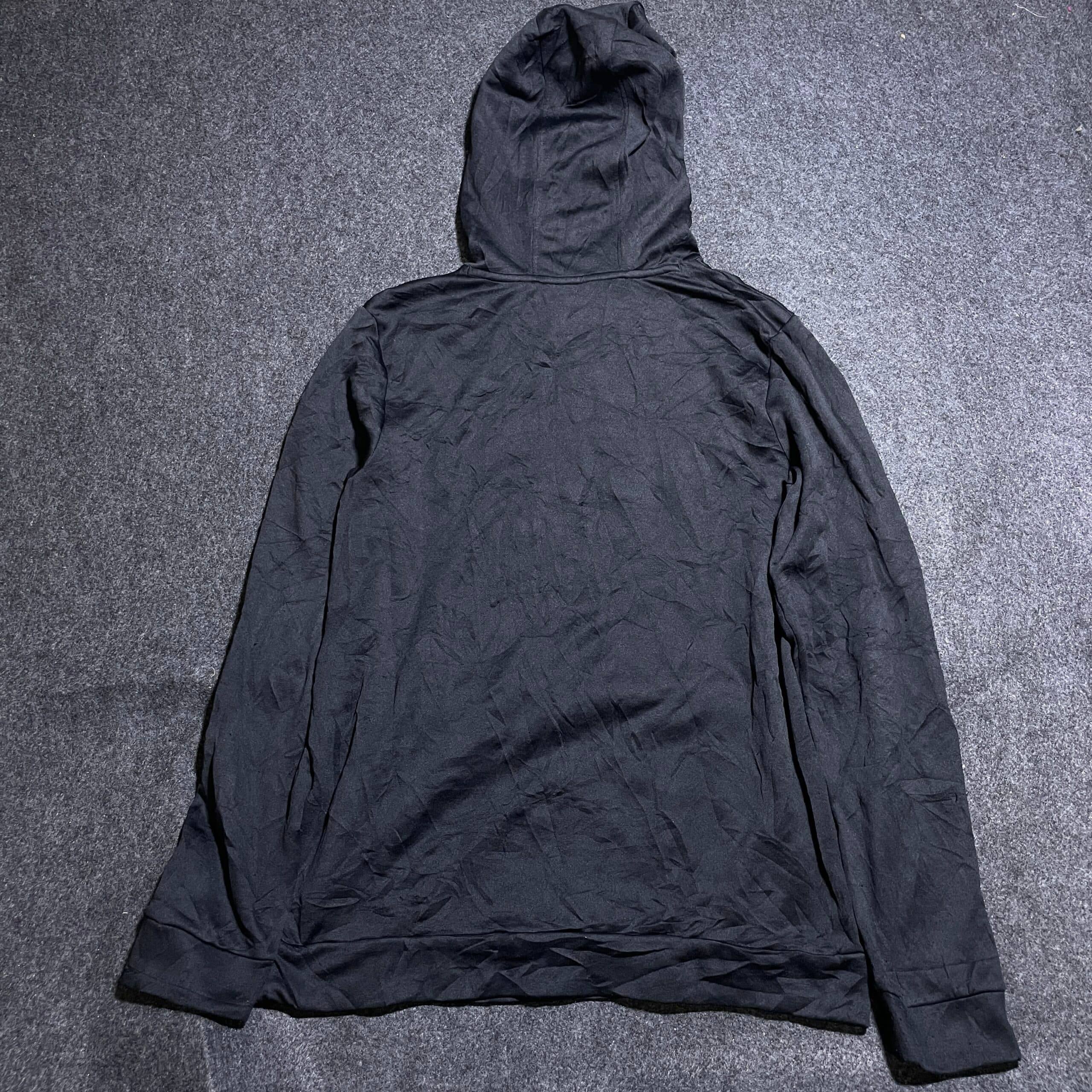 Under Armour thrift t-shirt India detail view